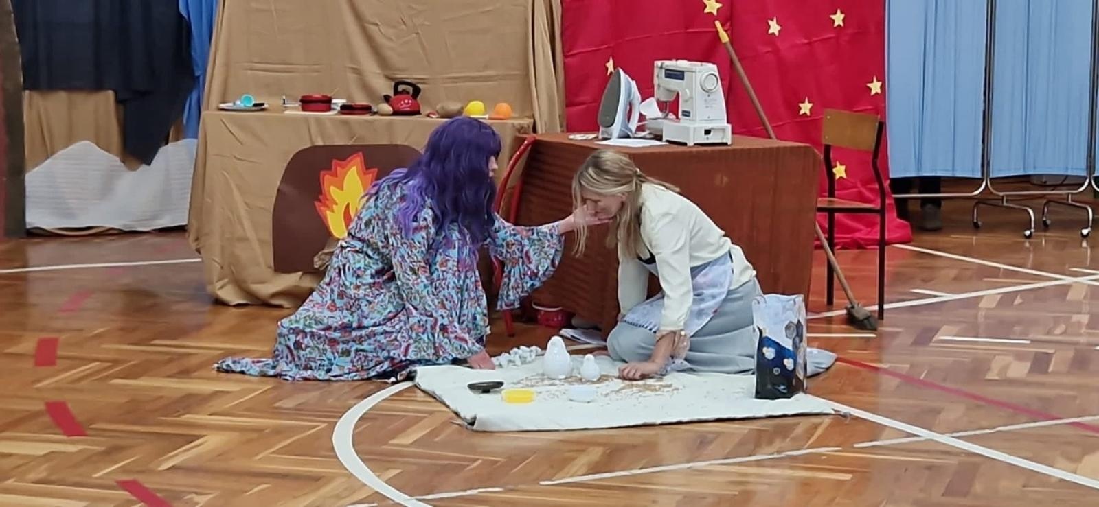 Zdjęcie w galerii na portalu naszraciborz.pl: Kopciuszek hitem kiermaszu w Szonowicach wiadomości z regionu