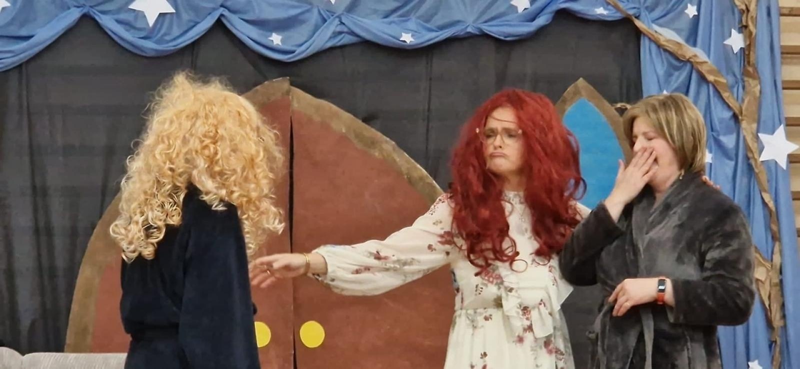 Zdjęcie w galerii na portalu naszraciborz.pl: Kopciuszek hitem kiermaszu w Szonowicach wiadomości z regionu