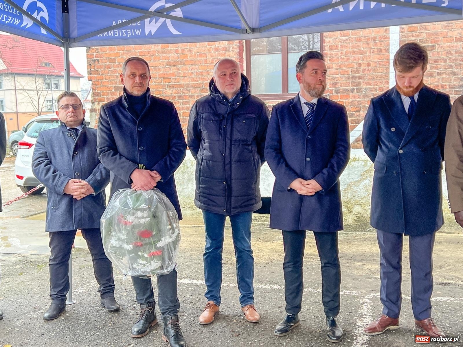 Zdjęcie w galerii na portalu naszraciborz.pl: Przy ZK Racibórz upamiętniono działaczy Solidarności prześladowanych w latach 80. wiadomości z regionu