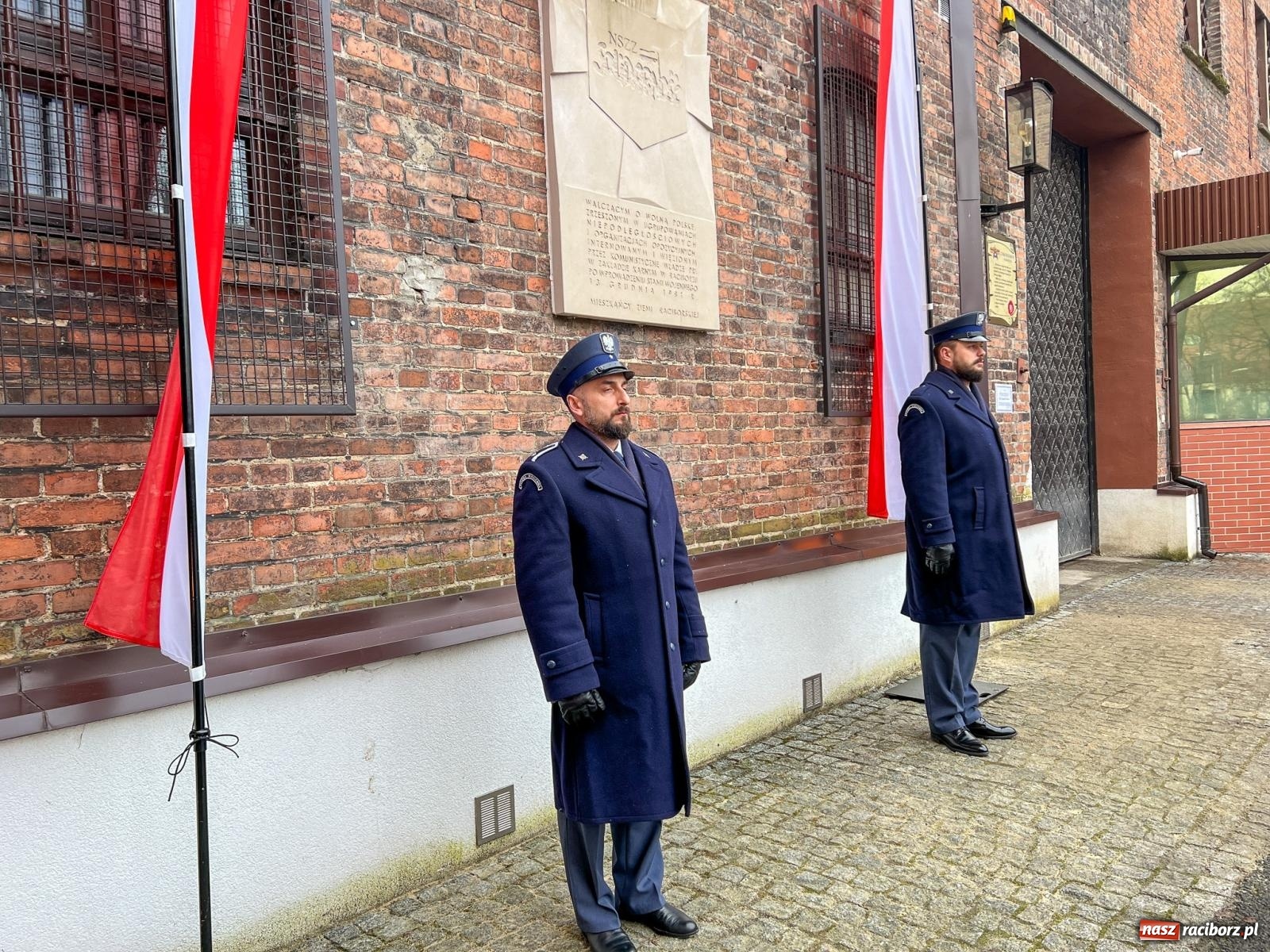 Zdjęcie w galerii na portalu naszraciborz.pl: Przy ZK Racibórz upamiętniono działaczy Solidarności prześladowanych w latach 80. wiadomości z regionu