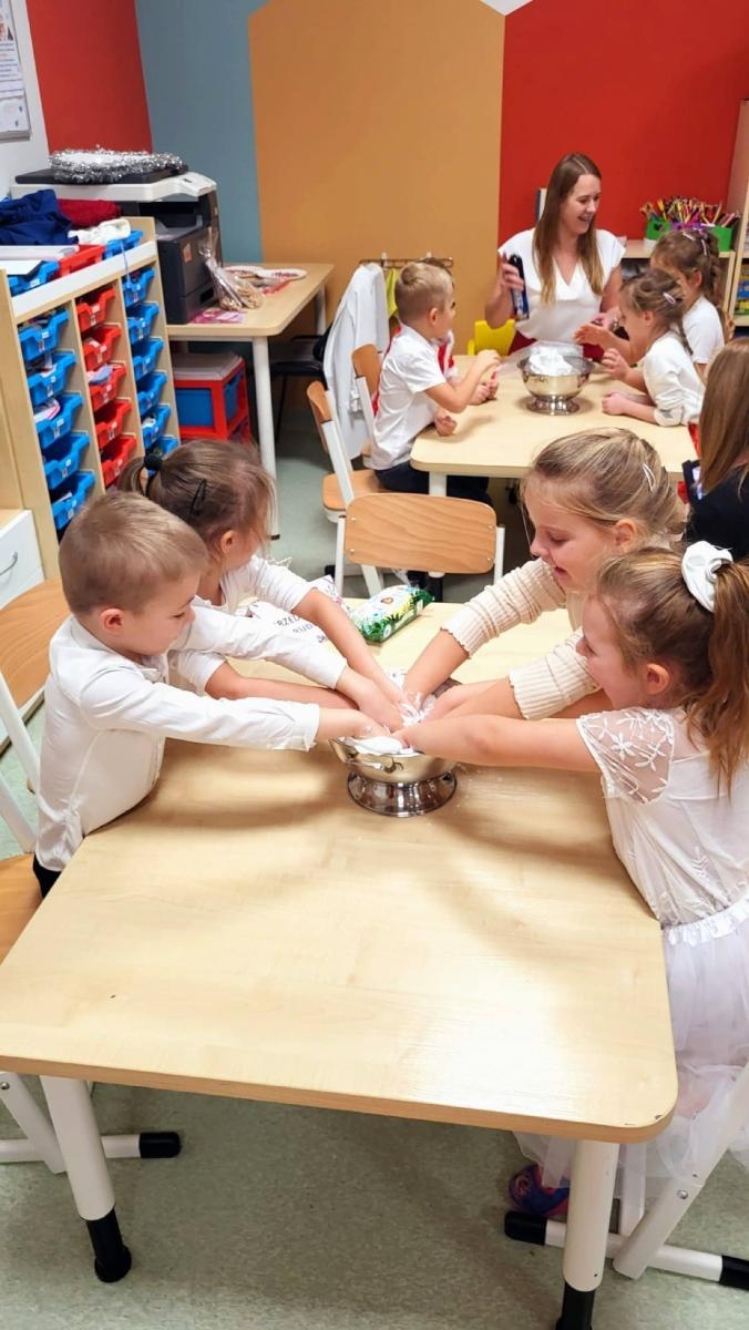 Zdjęcie w galerii na portalu naszraciborz.pl: Ten magiczny czas. Konkurs wiedzy i piosenki zimowo-świątecznej w Rudniku wiadomości z regionu