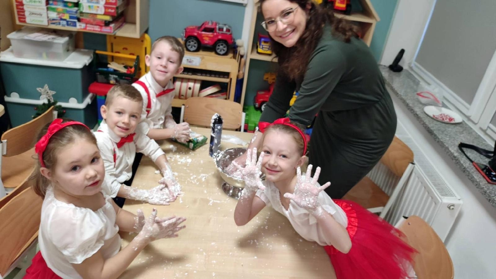 Zdjęcie w galerii na portalu naszraciborz.pl: Ten magiczny czas. Konkurs wiedzy i piosenki zimowo-świątecznej w Rudniku wiadomości z regionu