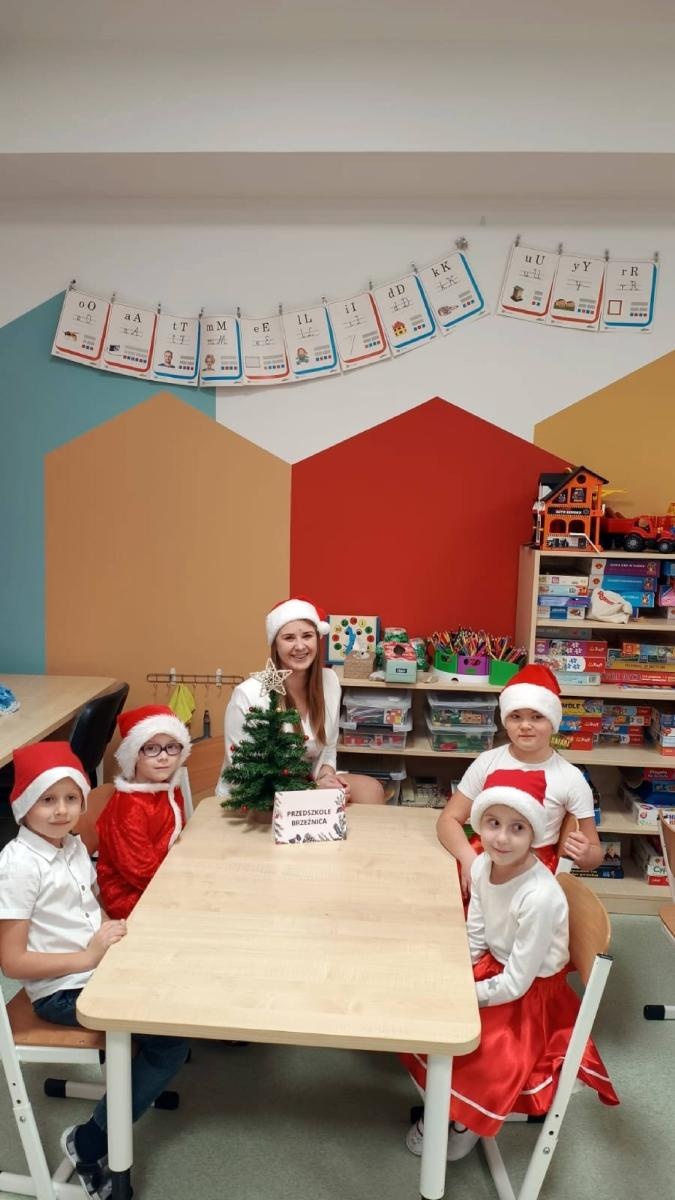 Zdjęcie w galerii na portalu naszraciborz.pl: Ten magiczny czas. Konkurs wiedzy i piosenki zimowo-świątecznej w Rudniku wiadomości z regionu