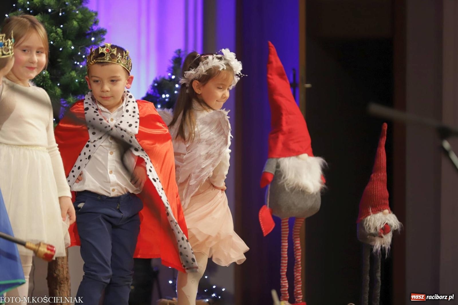 Zdjęcie w galerii na portalu naszraciborz.pl: Przepiękny koncert przedszkolaków z Kochanowskiego wiadomości z regionu