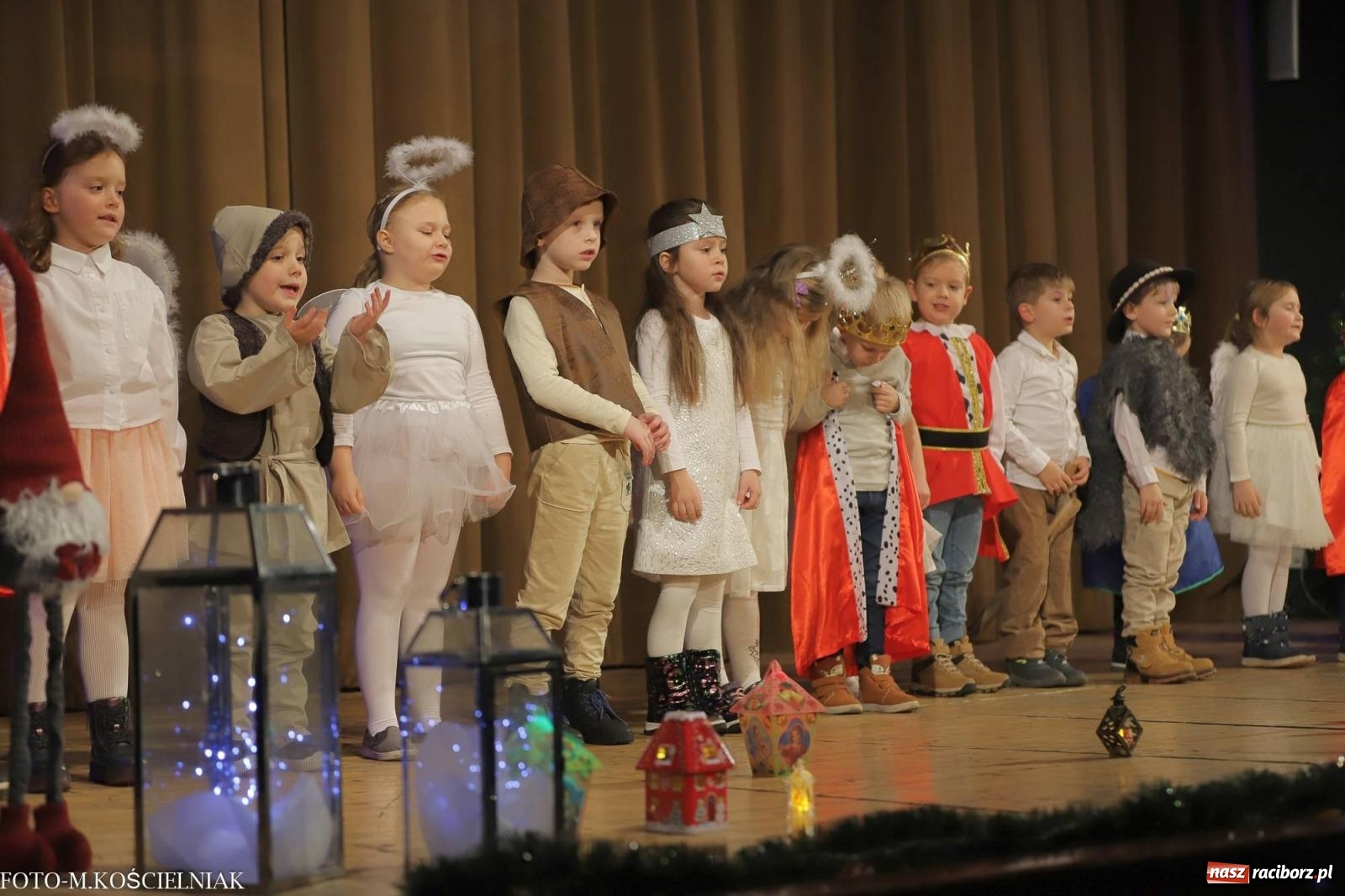 Zdjęcie w galerii na portalu naszraciborz.pl: Przepiękny koncert przedszkolaków z Kochanowskiego wiadomości z regionu