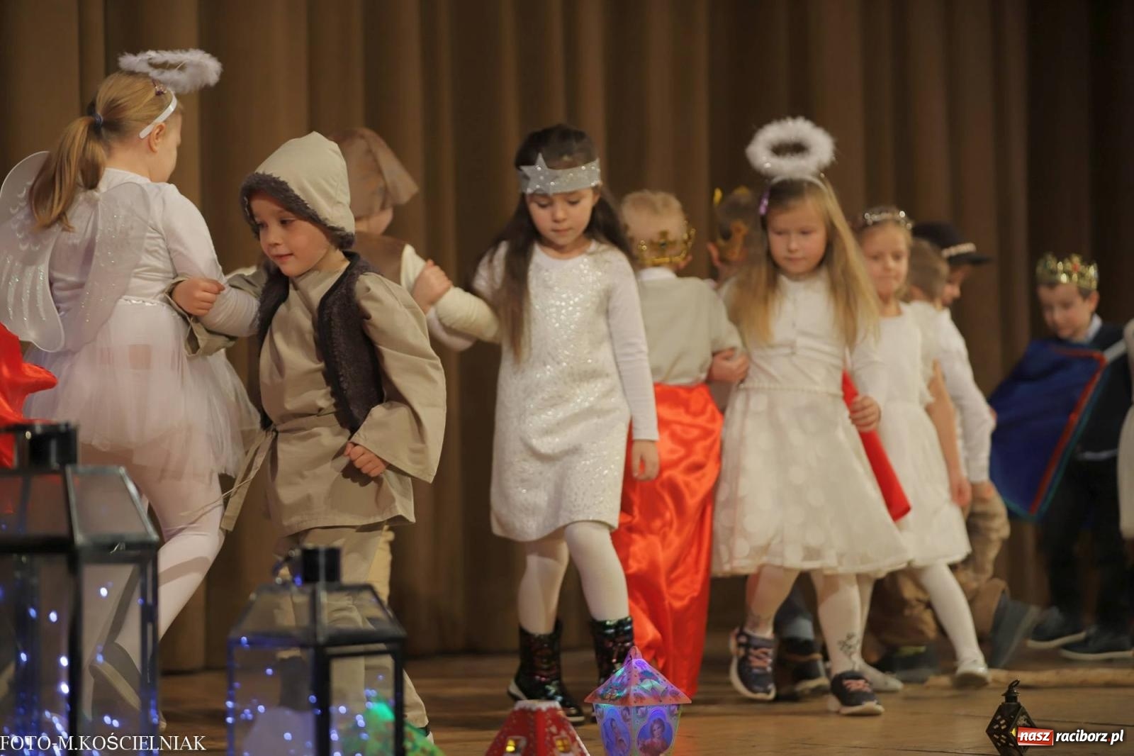 Zdjęcie w galerii na portalu naszraciborz.pl: Przepiękny koncert przedszkolaków z Kochanowskiego wiadomości z regionu