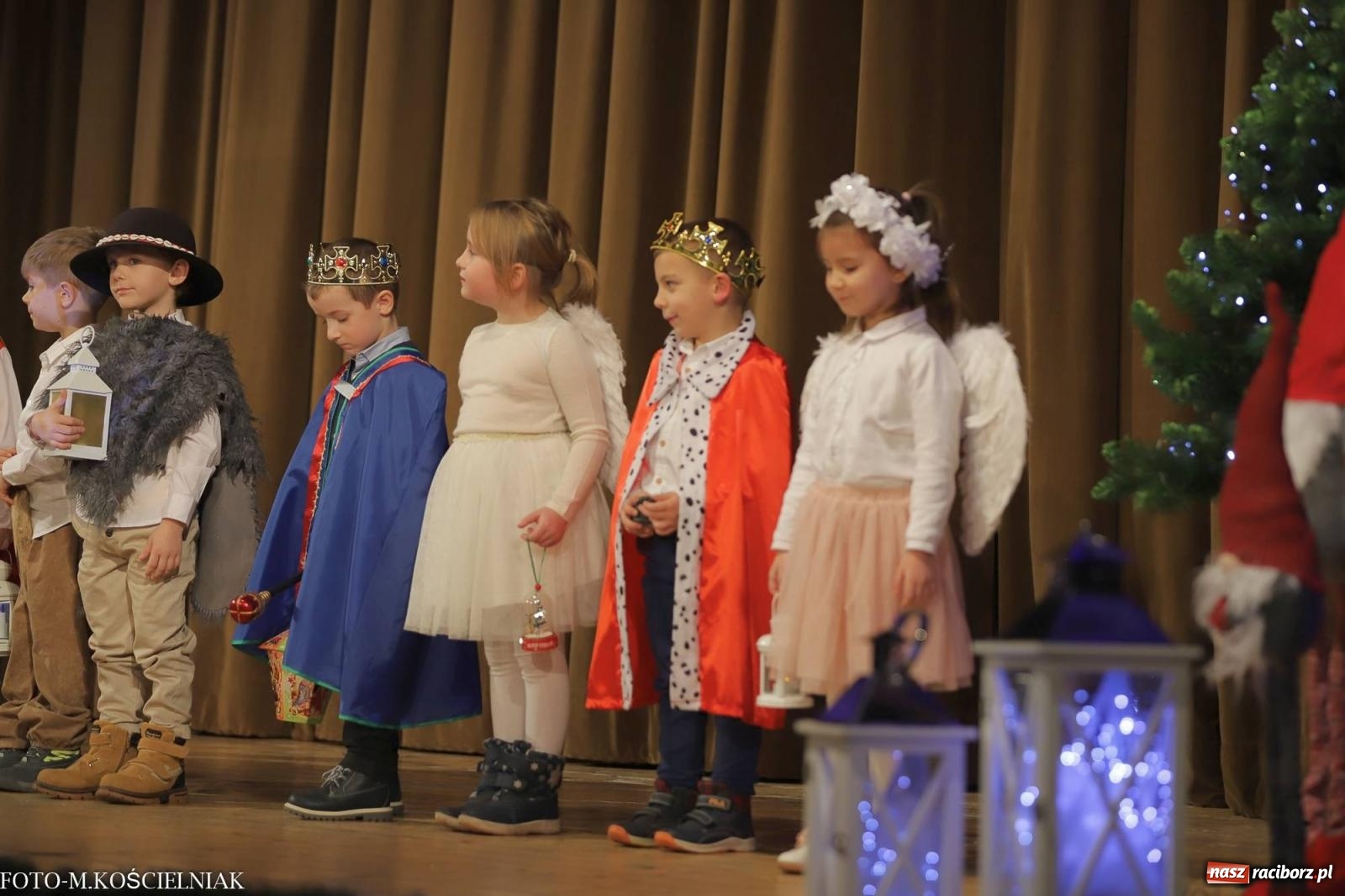 Zdjęcie w galerii na portalu naszraciborz.pl: Przepiękny koncert przedszkolaków z Kochanowskiego wiadomości z regionu