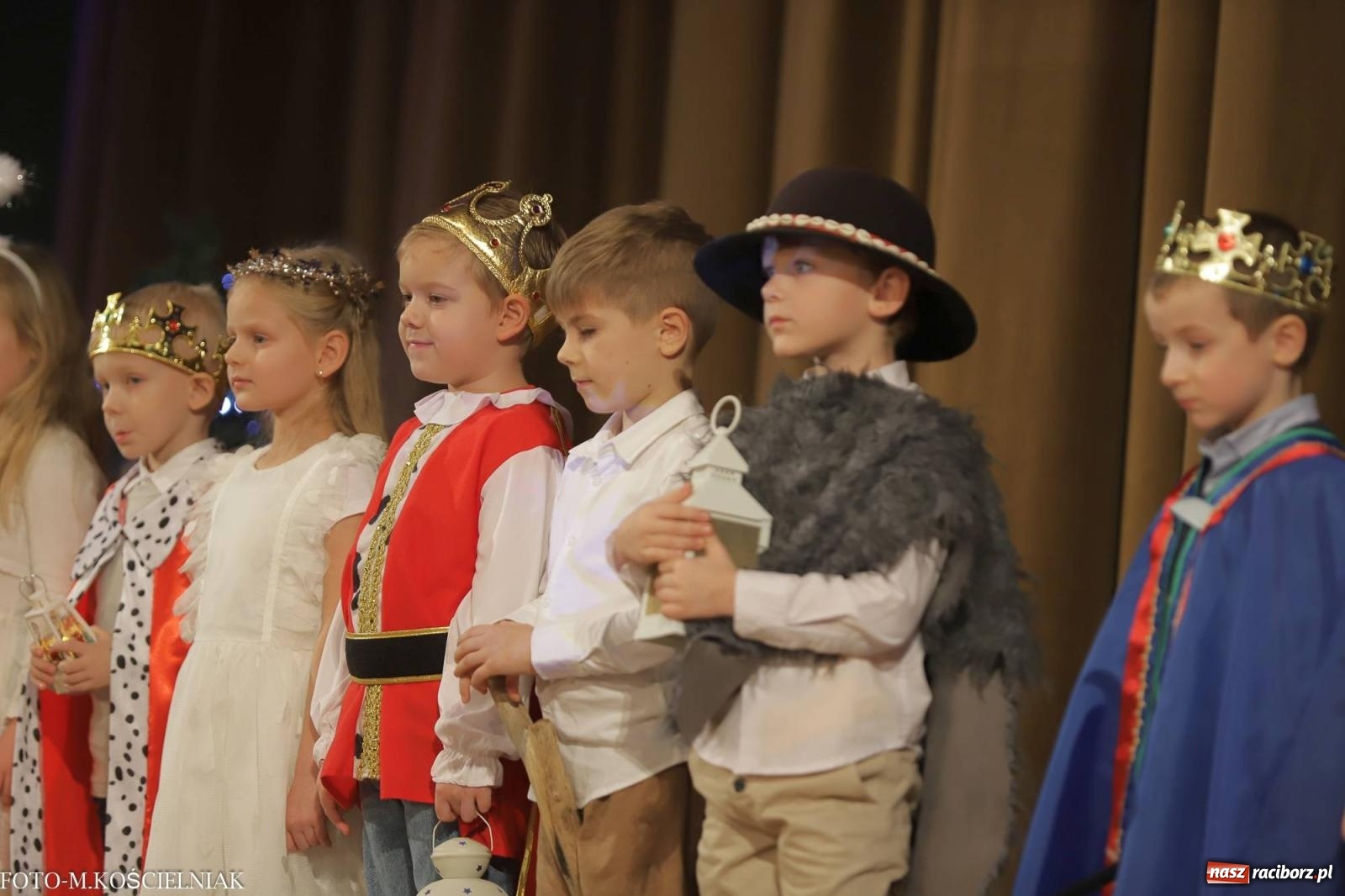 Zdjęcie w galerii na portalu naszraciborz.pl: Przepiękny koncert przedszkolaków z Kochanowskiego wiadomości z regionu