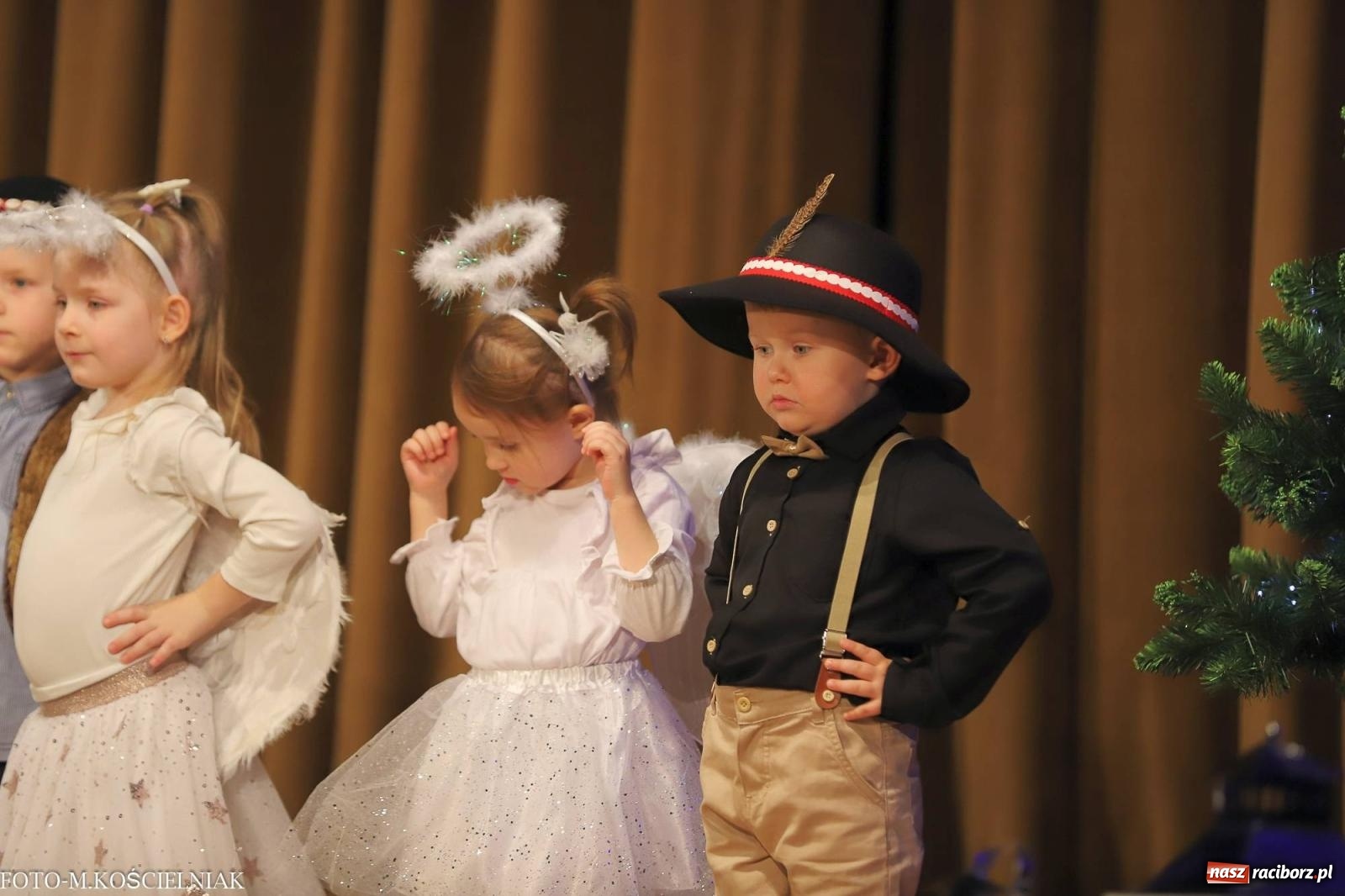 Zdjęcie w galerii na portalu naszraciborz.pl: Przepiękny koncert przedszkolaków z Kochanowskiego wiadomości z regionu