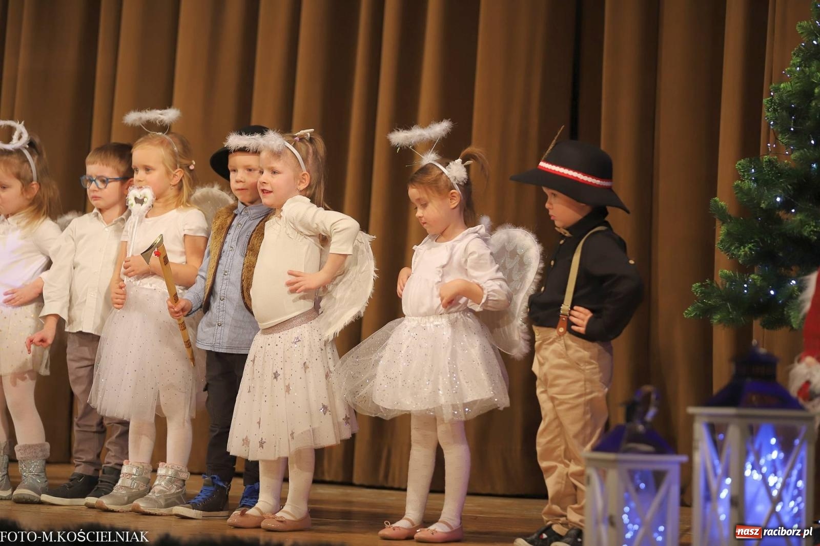 Zdjęcie w galerii na portalu naszraciborz.pl: Przepiękny koncert przedszkolaków z Kochanowskiego wiadomości z regionu