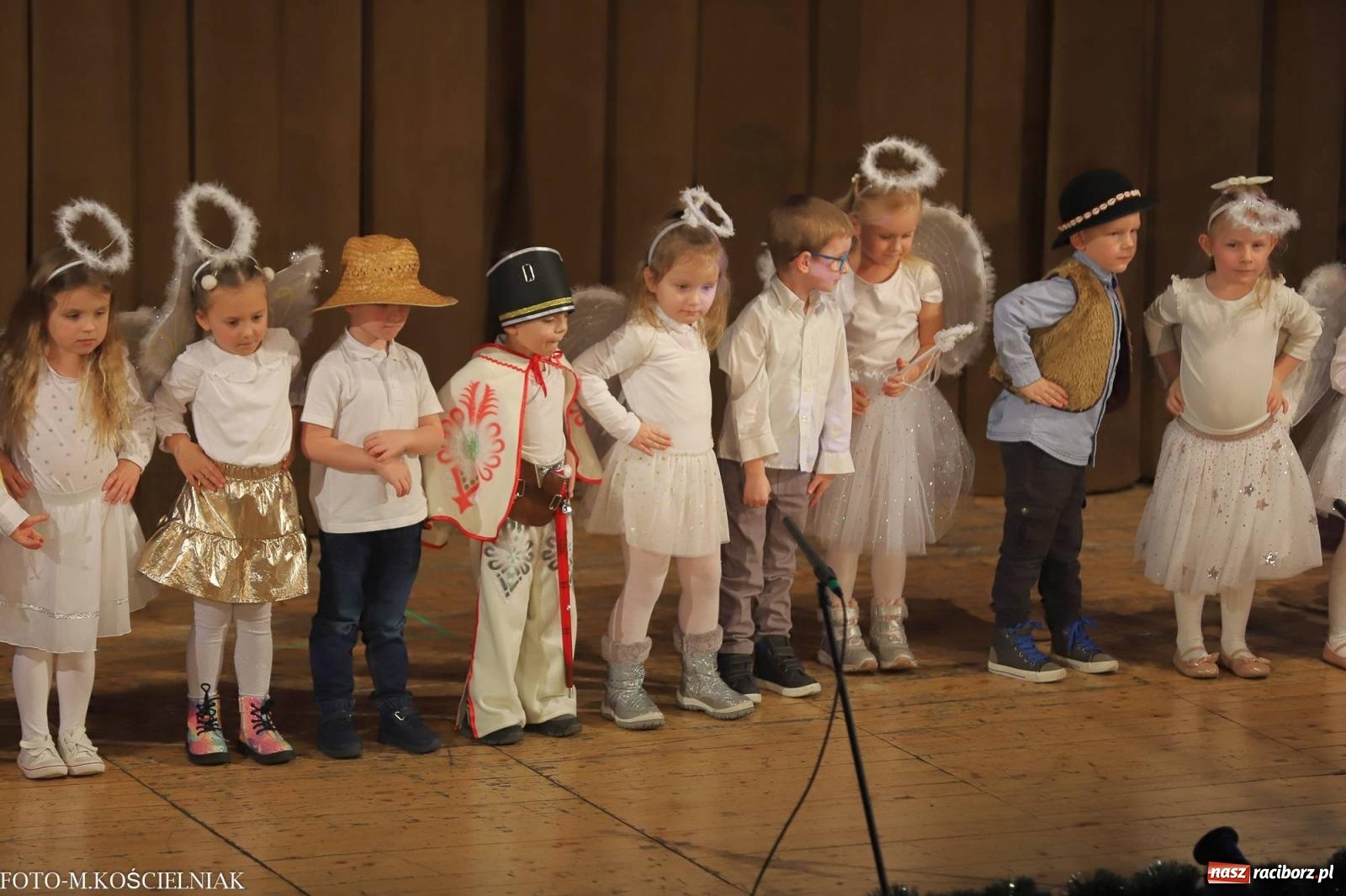 Zdjęcie w galerii na portalu naszraciborz.pl: Przepiękny koncert przedszkolaków z Kochanowskiego wiadomości z regionu