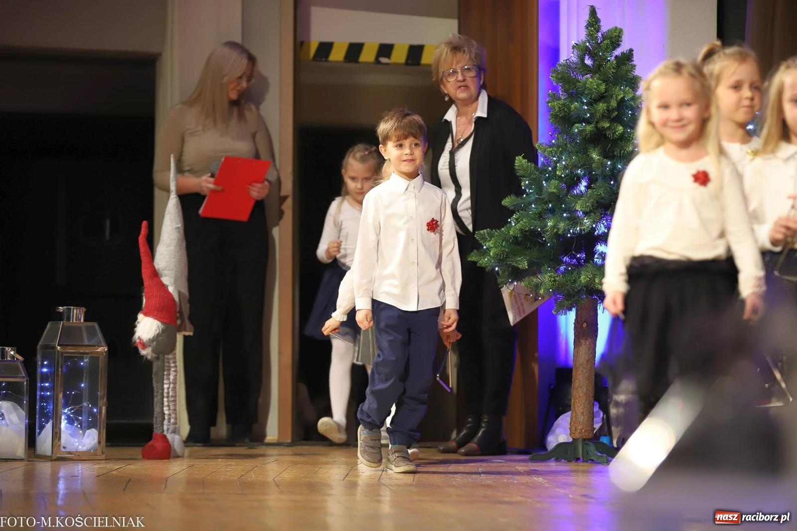 Zdjęcie w galerii na portalu naszraciborz.pl: Przepiękny koncert przedszkolaków z Kochanowskiego wiadomości z regionu