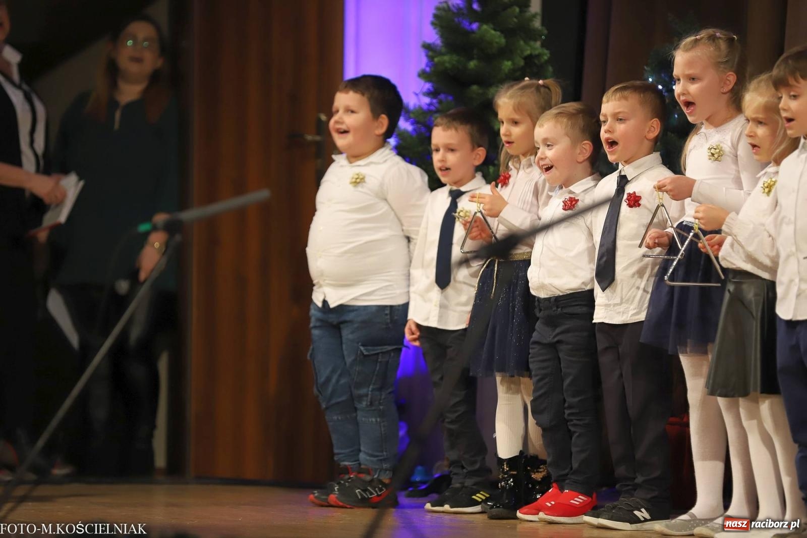 Zdjęcie w galerii na portalu naszraciborz.pl: Przepiękny koncert przedszkolaków z Kochanowskiego wiadomości z regionu