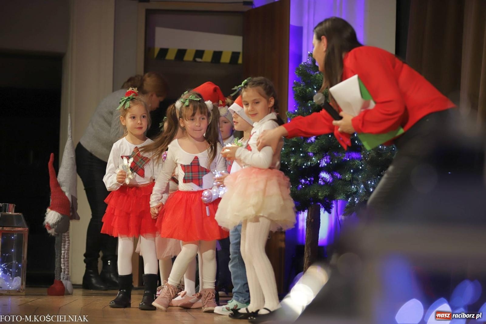 Zdjęcie w galerii na portalu naszraciborz.pl: Przepiękny koncert przedszkolaków z Kochanowskiego wiadomości z regionu