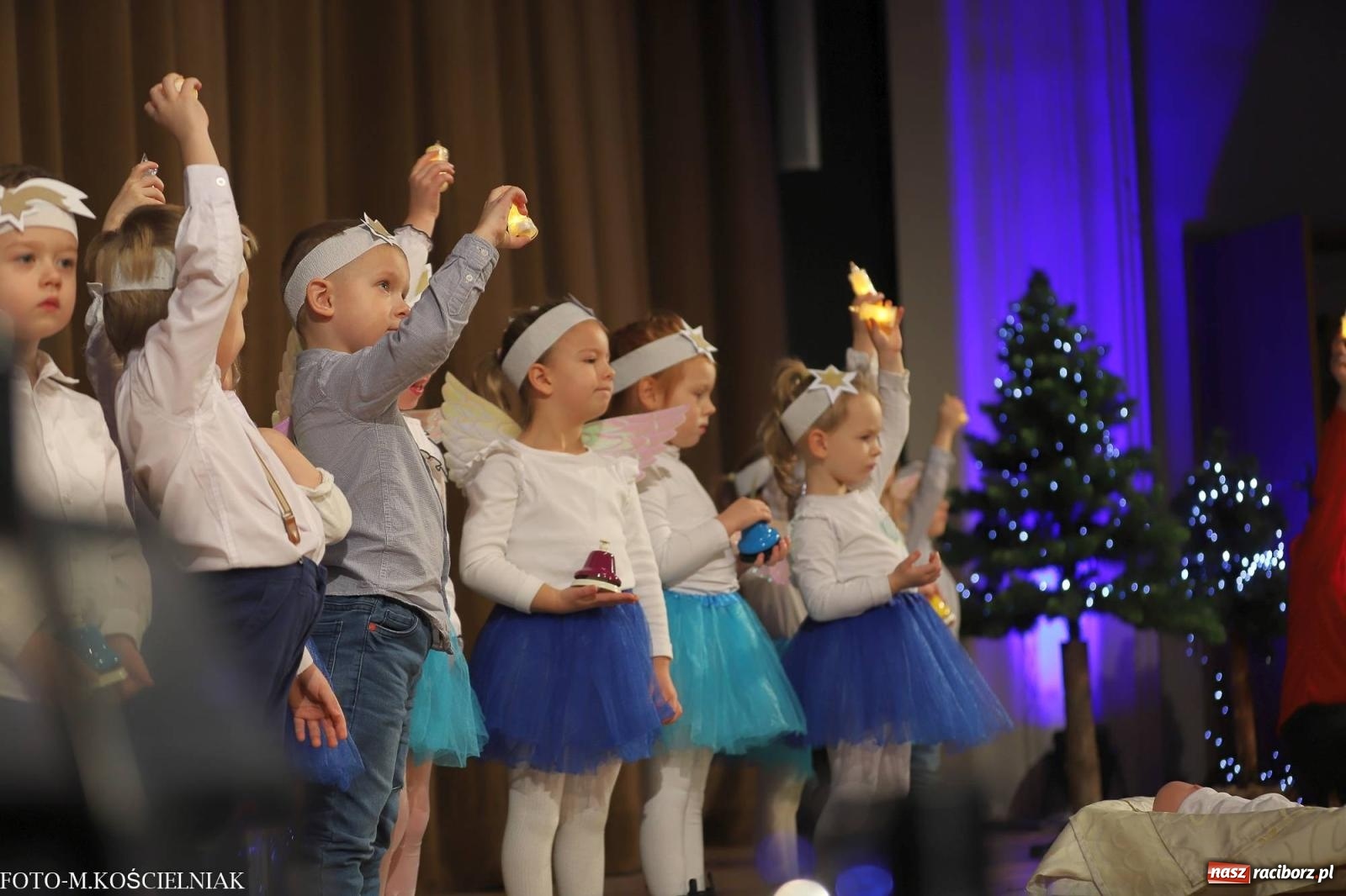 Zdjęcie w galerii na portalu naszraciborz.pl: Przepiękny koncert przedszkolaków z Kochanowskiego wiadomości z regionu