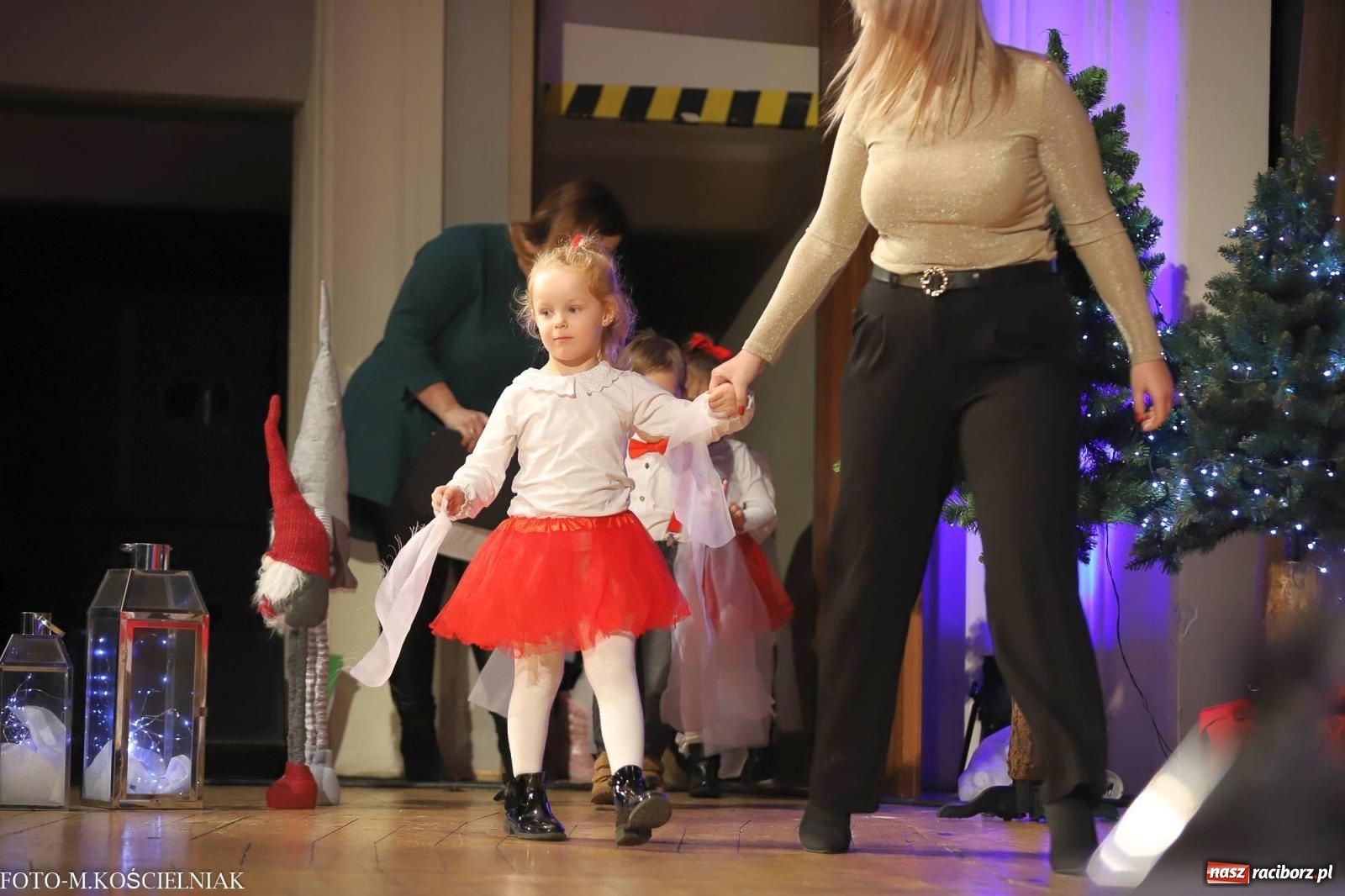 Zdjęcie w galerii na portalu naszraciborz.pl: Przepiękny koncert przedszkolaków z Kochanowskiego wiadomości z regionu