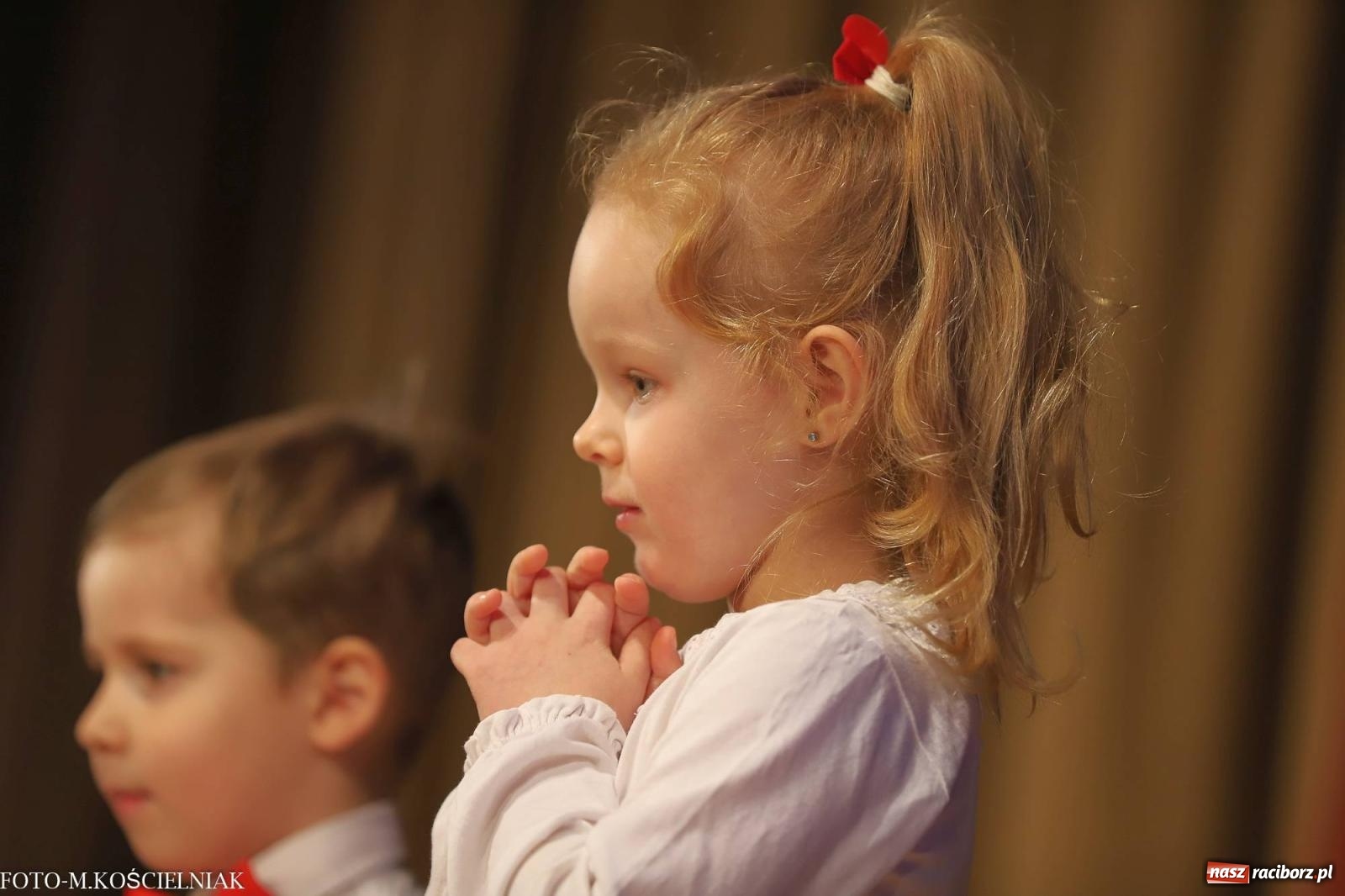 Zdjęcie w galerii na portalu naszraciborz.pl: Przepiękny koncert przedszkolaków z Kochanowskiego wiadomości z regionu