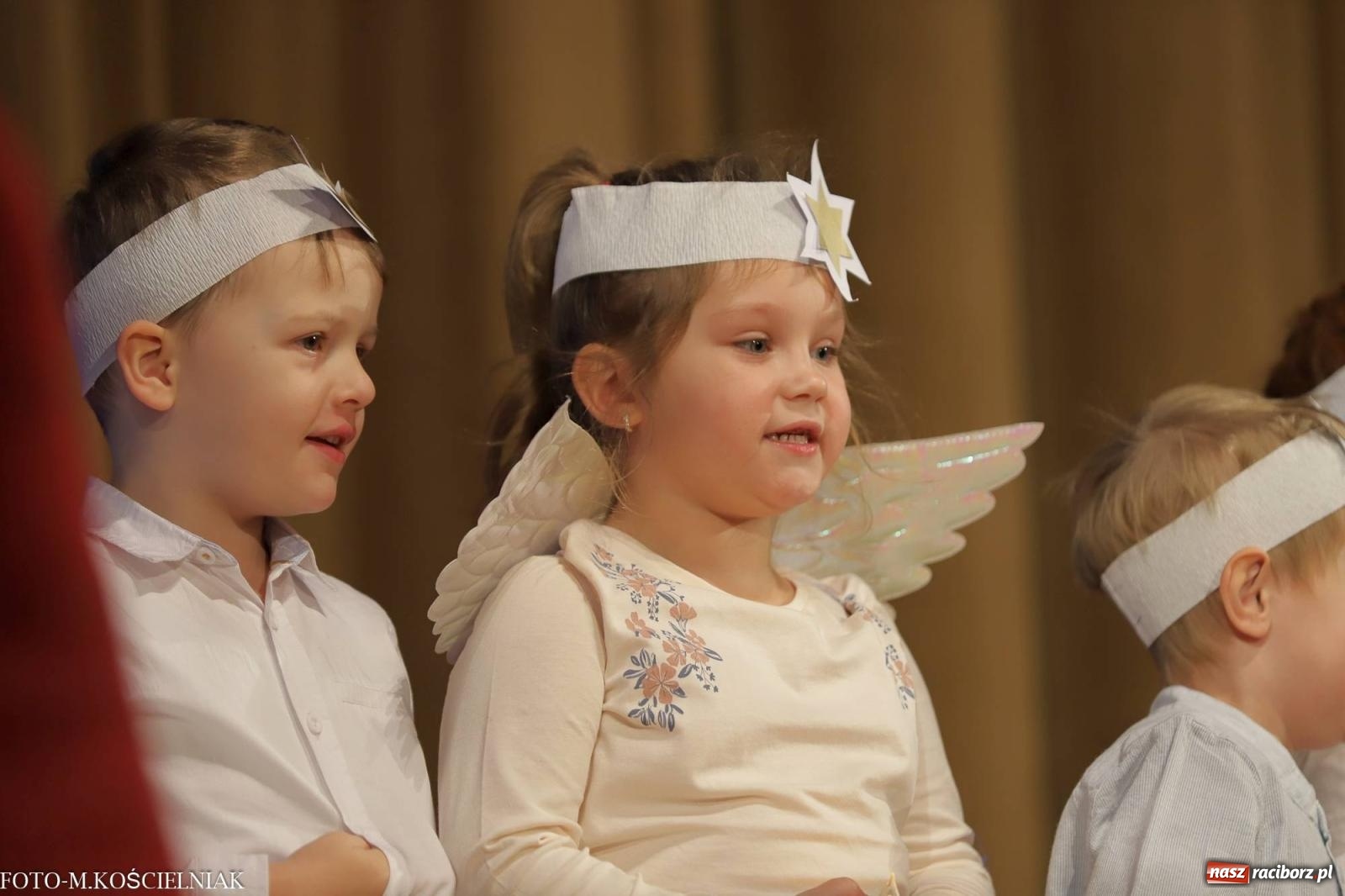 Zdjęcie w galerii na portalu naszraciborz.pl: Przepiękny koncert przedszkolaków z Kochanowskiego wiadomości z regionu