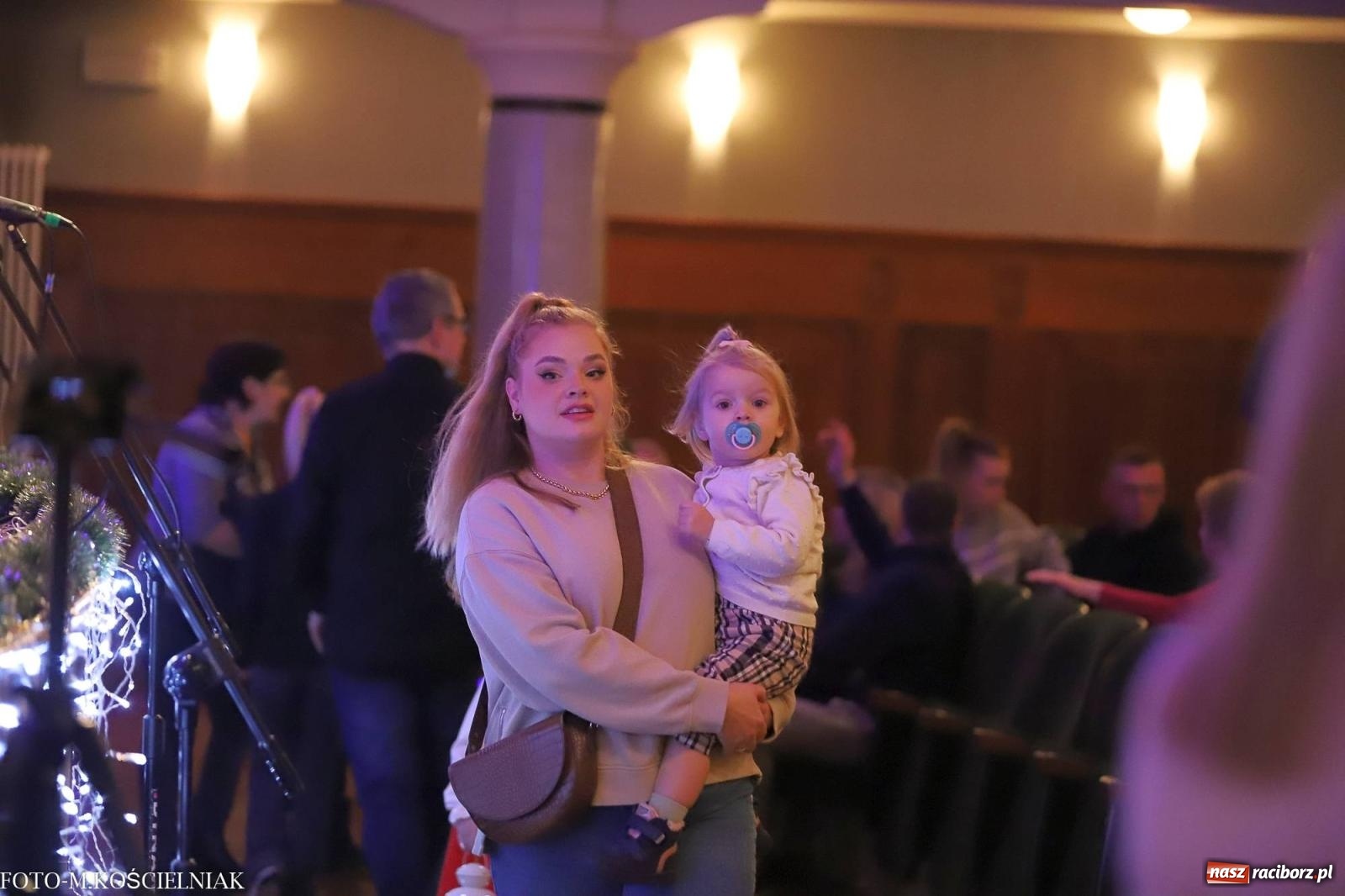 Zdjęcie w galerii na portalu naszraciborz.pl: Przepiękny koncert przedszkolaków z Kochanowskiego wiadomości z regionu