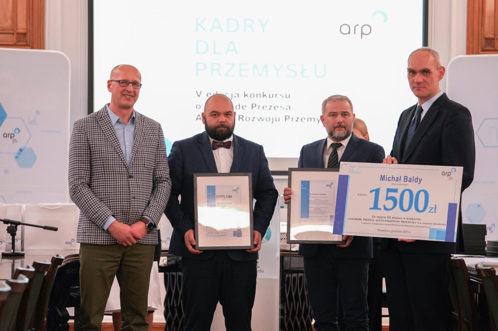 Zdjęcie w galerii na portalu naszraciborz.pl: 3. miejsce w konkursie ARP na najlepszą pracę inżynierską dla absolwenta ANS wiadomości z regionu