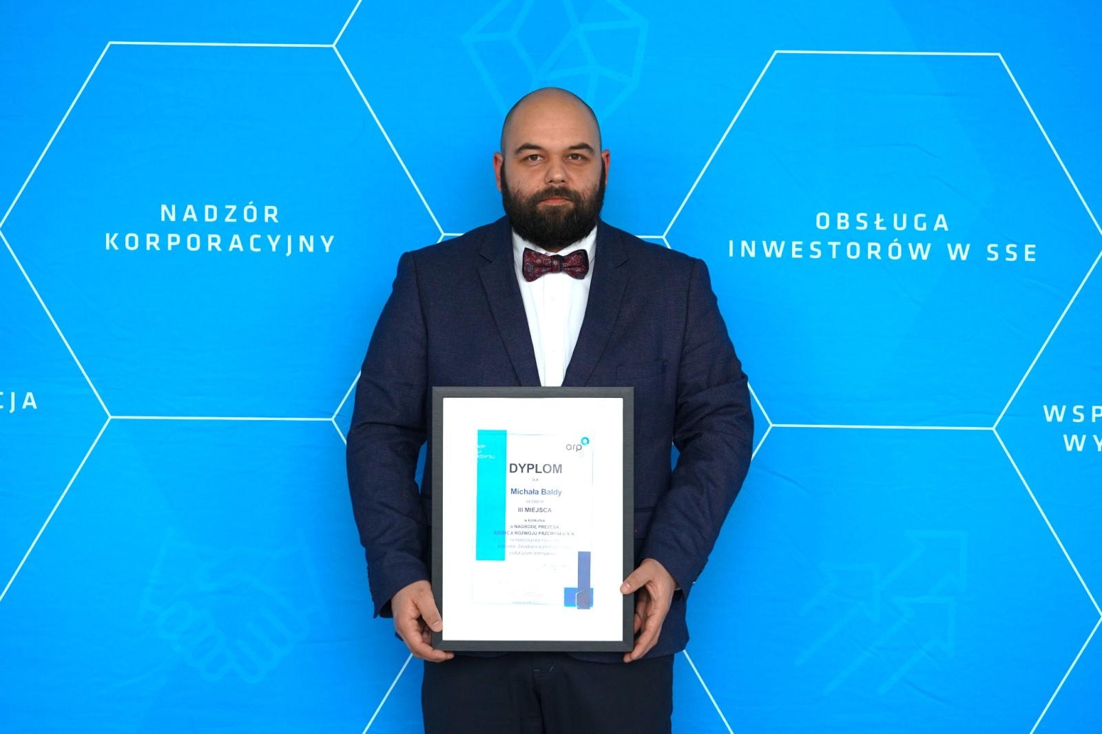 Zdjęcie w galerii na portalu naszraciborz.pl: 3. miejsce w konkursie ARP na najlepszą pracę inżynierską dla absolwenta ANS wiadomości z regionu