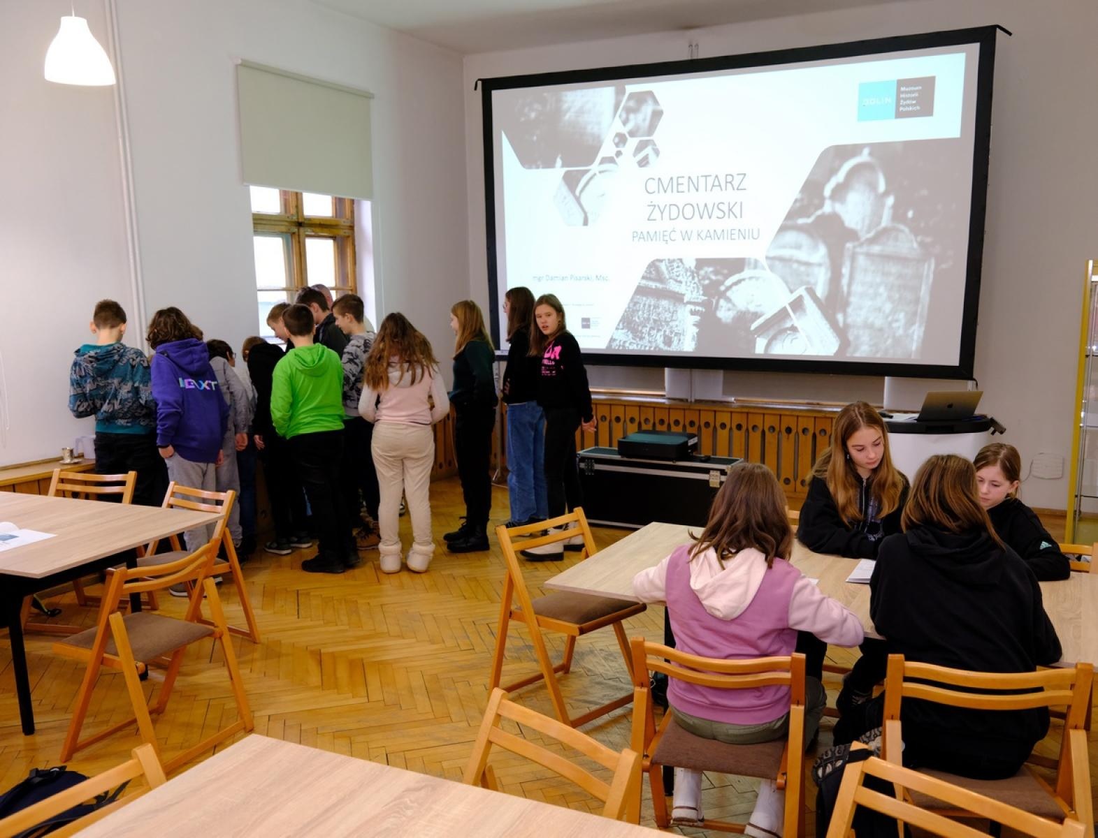 Zdjęcie w galerii na portalu naszraciborz.pl: Spotkanie z kulturą żydowską w raciborskim Muzeum wiadomości z regionu