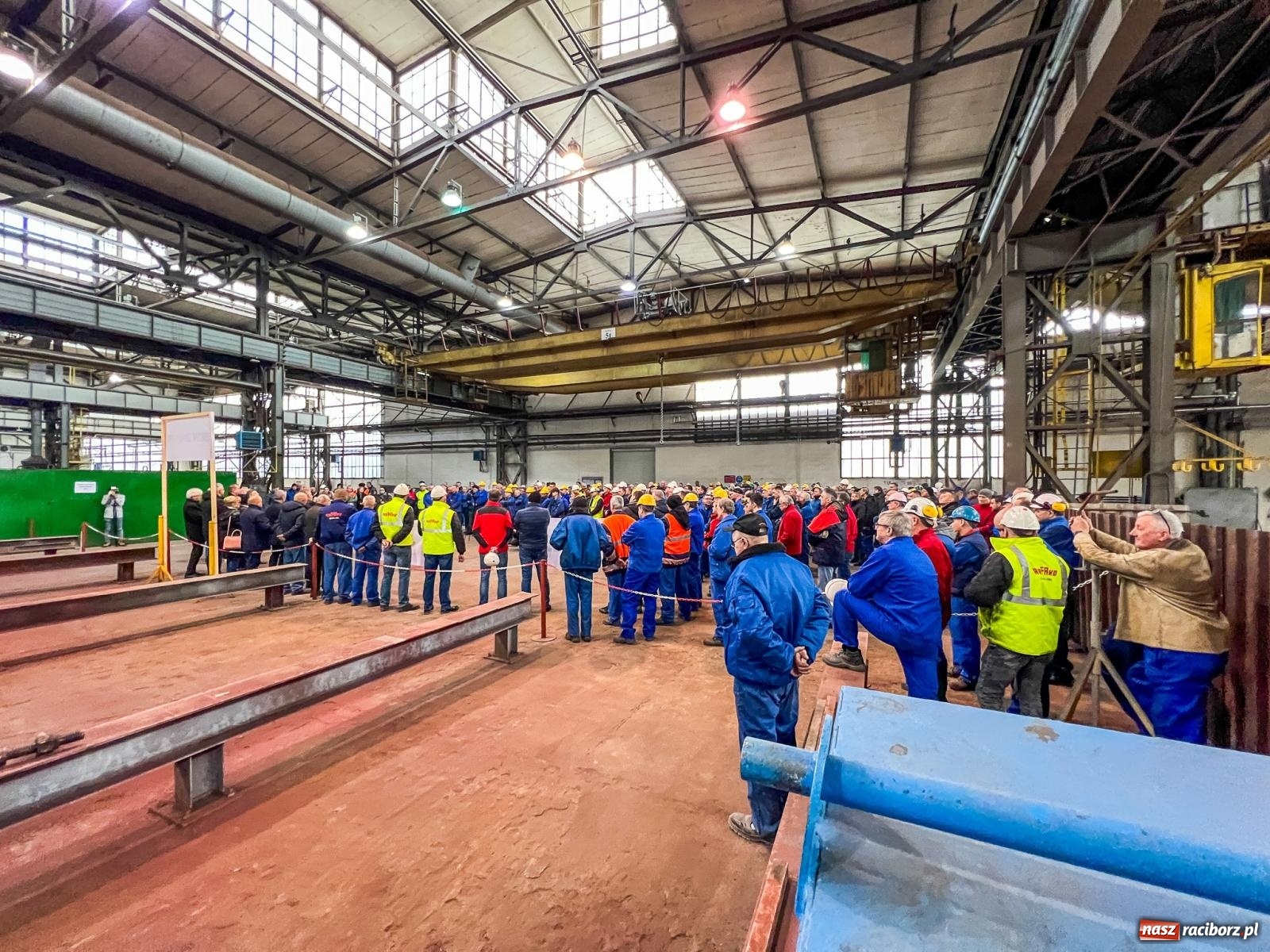 Zdjęcie w galerii na portalu naszraciborz.pl: Masówka w Rafako. Losy spółki rozstrzygną się przed Bożym Narodzeniem wiadomości z regionu