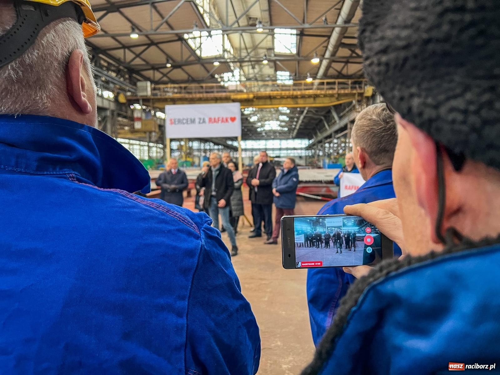 Zdjęcie w galerii na portalu naszraciborz.pl: Masówka w Rafako. Losy spółki rozstrzygną się przed Bożym Narodzeniem wiadomości z regionu