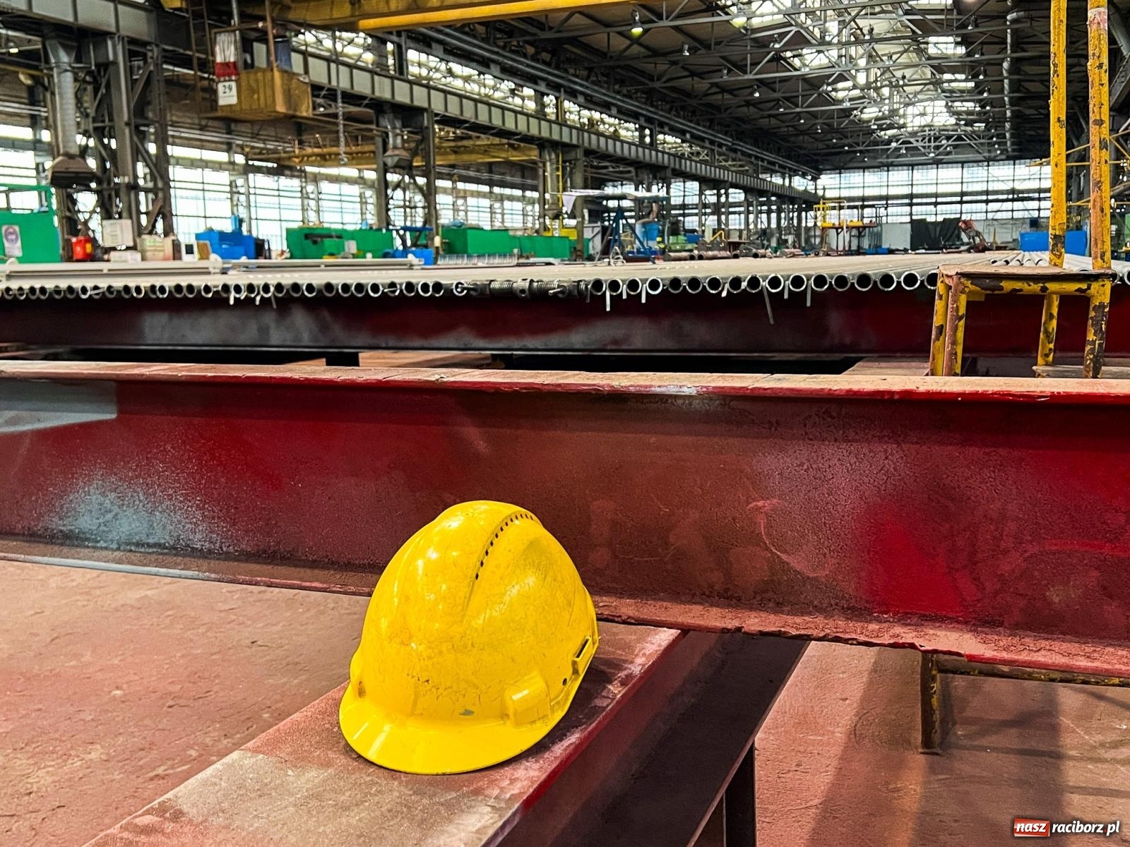 Zdjęcie w galerii na portalu naszraciborz.pl: Masówka w Rafako. Losy spółki rozstrzygną się przed Bożym Narodzeniem wiadomości z regionu