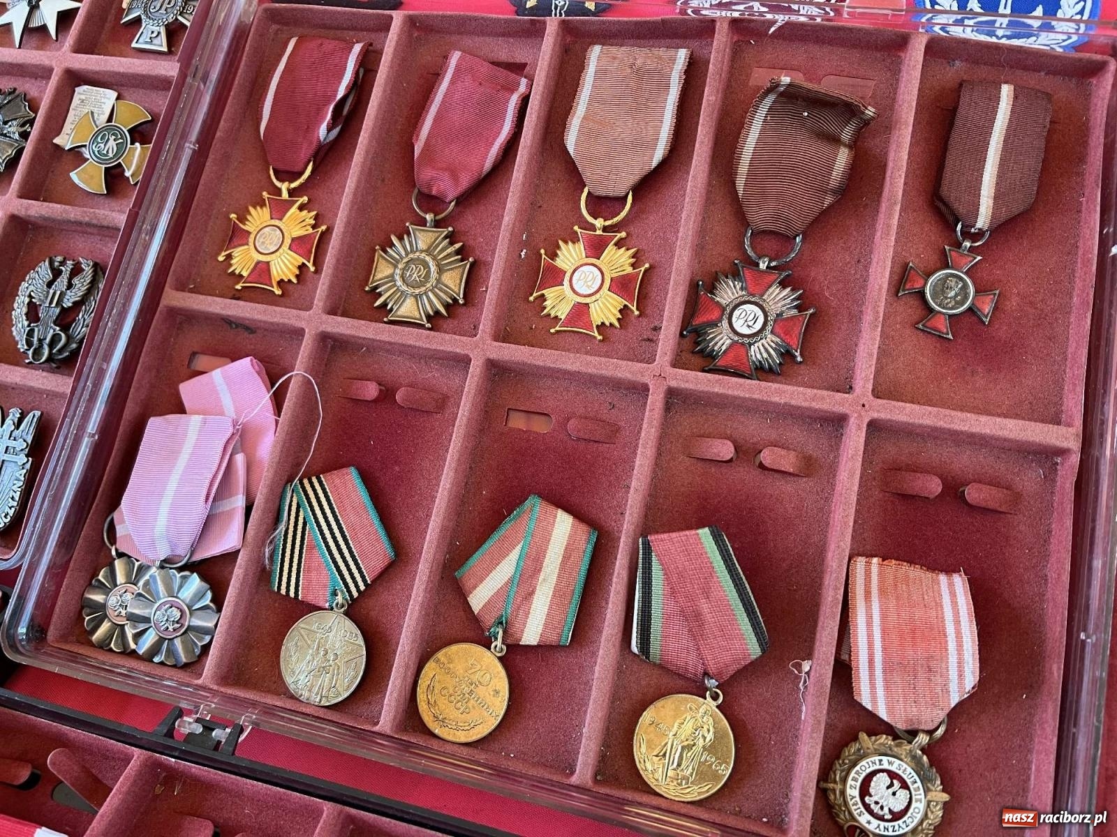 Zdjęcie w galerii na portalu naszraciborz.pl: Ciekawostki z ostatniego w tym roku targu staroci [FOTO i WIDEO] wiadomości z regionu