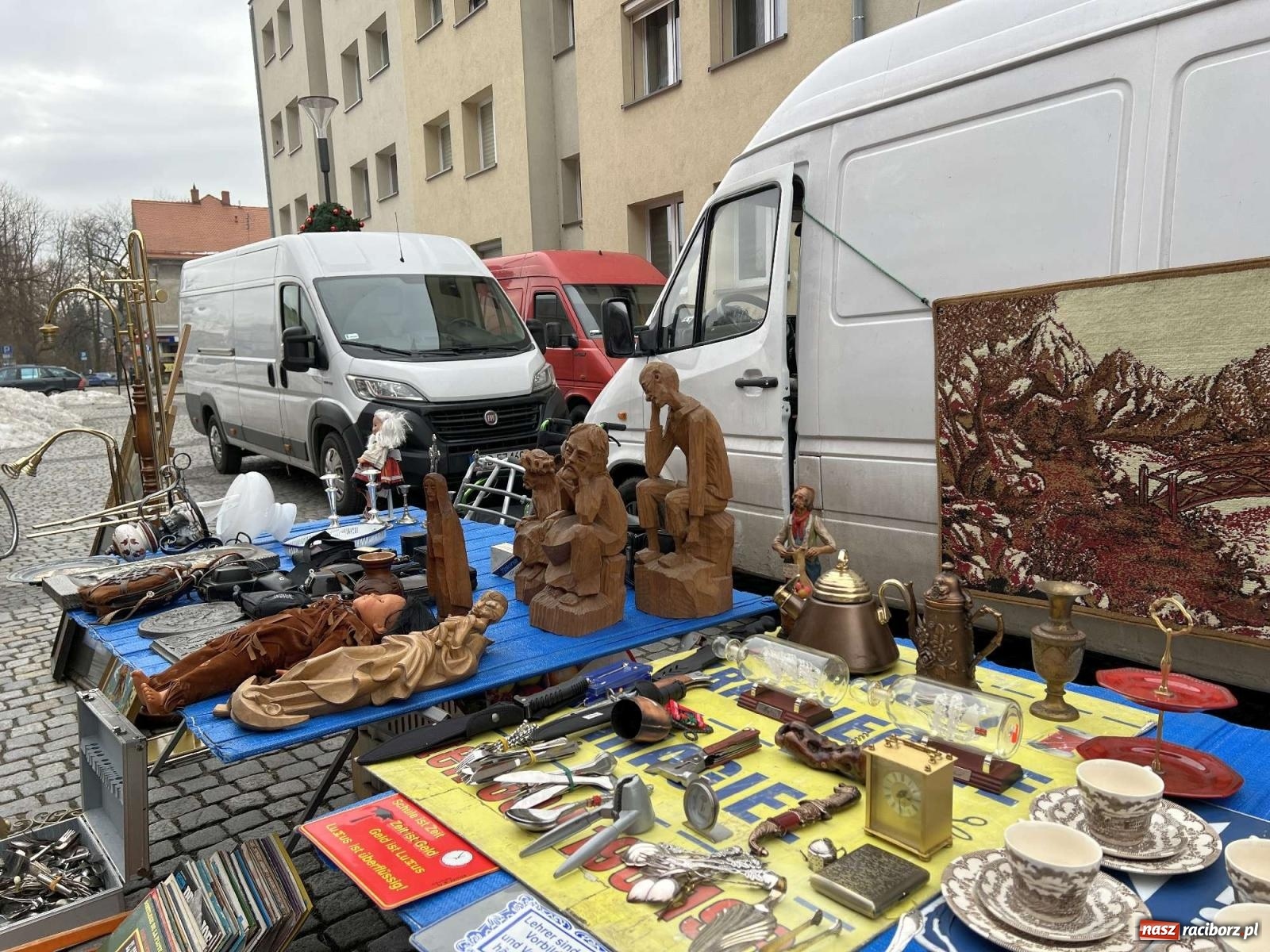 Zdjęcie w galerii na portalu naszraciborz.pl: Ciekawostki z ostatniego w tym roku targu staroci [FOTO i WIDEO] wiadomości z regionu