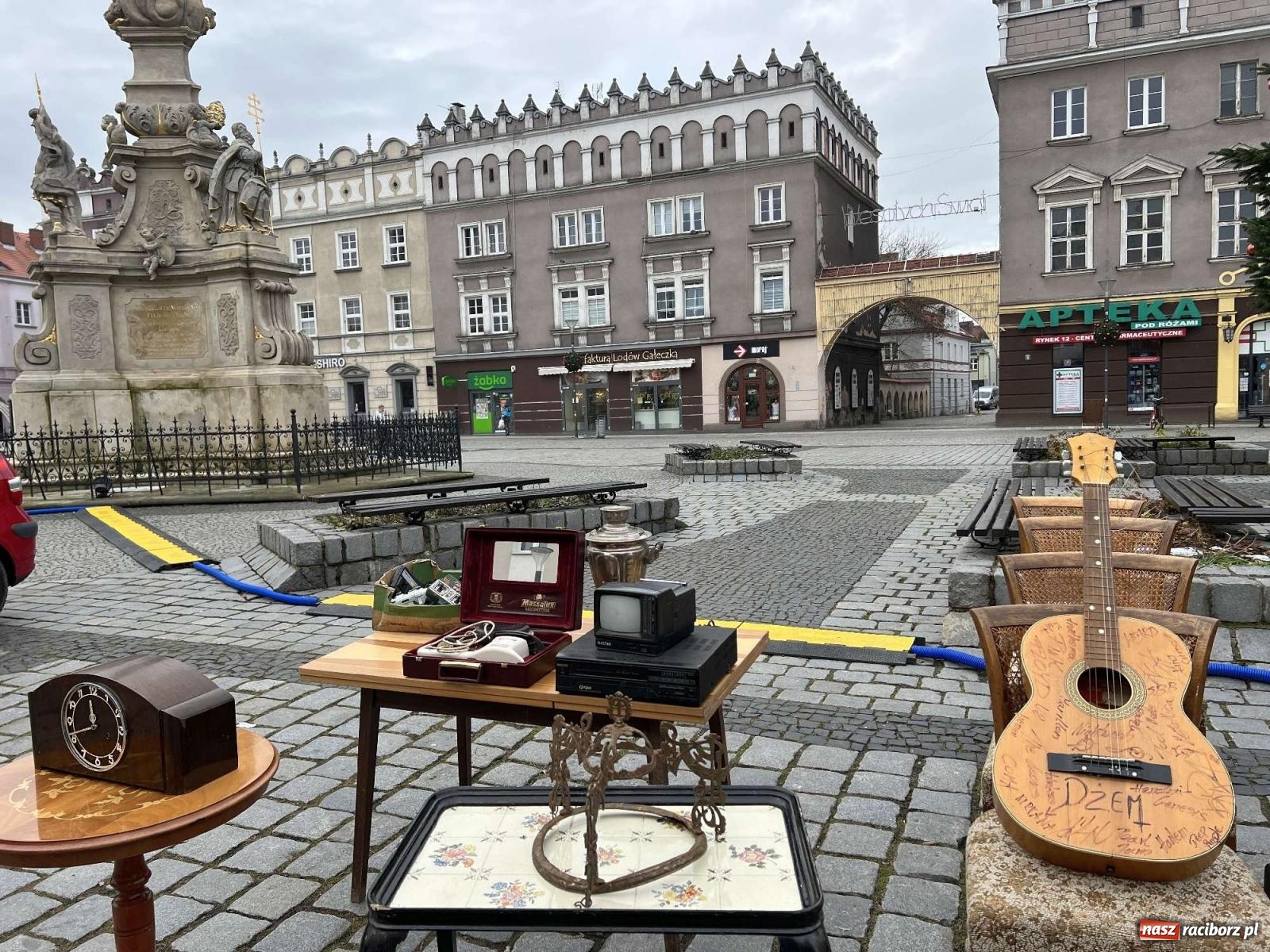 Zdjęcie w galerii na portalu naszraciborz.pl: Ciekawostki z ostatniego w tym roku targu staroci [FOTO i WIDEO] wiadomości z regionu