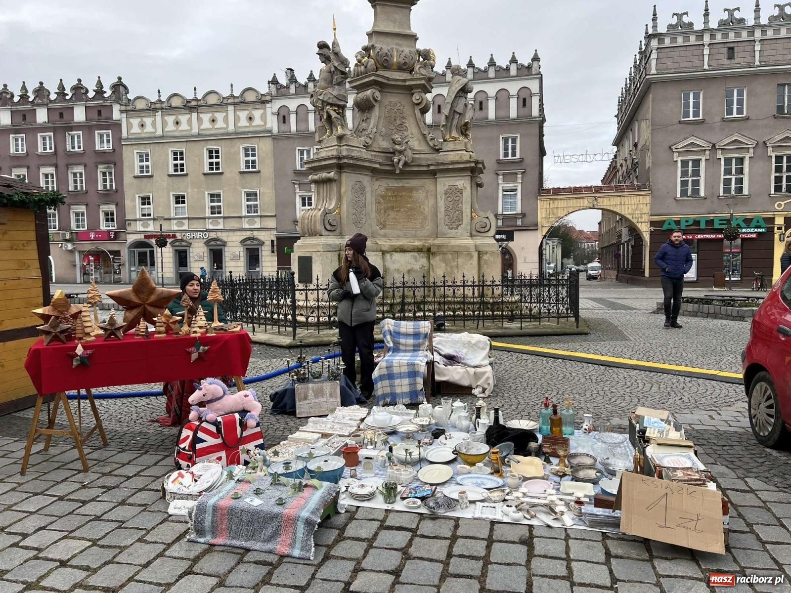 Zdjęcie w galerii na portalu naszraciborz.pl: Ciekawostki z ostatniego w tym roku targu staroci [FOTO i WIDEO] wiadomości z regionu
