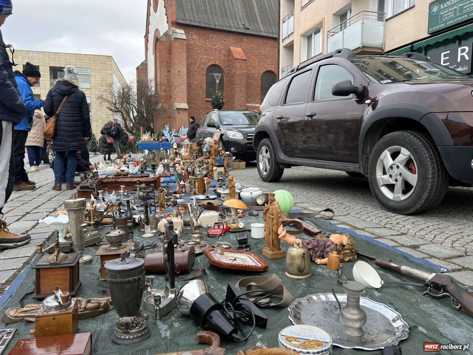 Zdjęcie w galerii na portalu naszraciborz.pl: Ciekawostki z ostatniego w tym roku targu staroci [FOTO i WIDEO] wiadomości z regionu