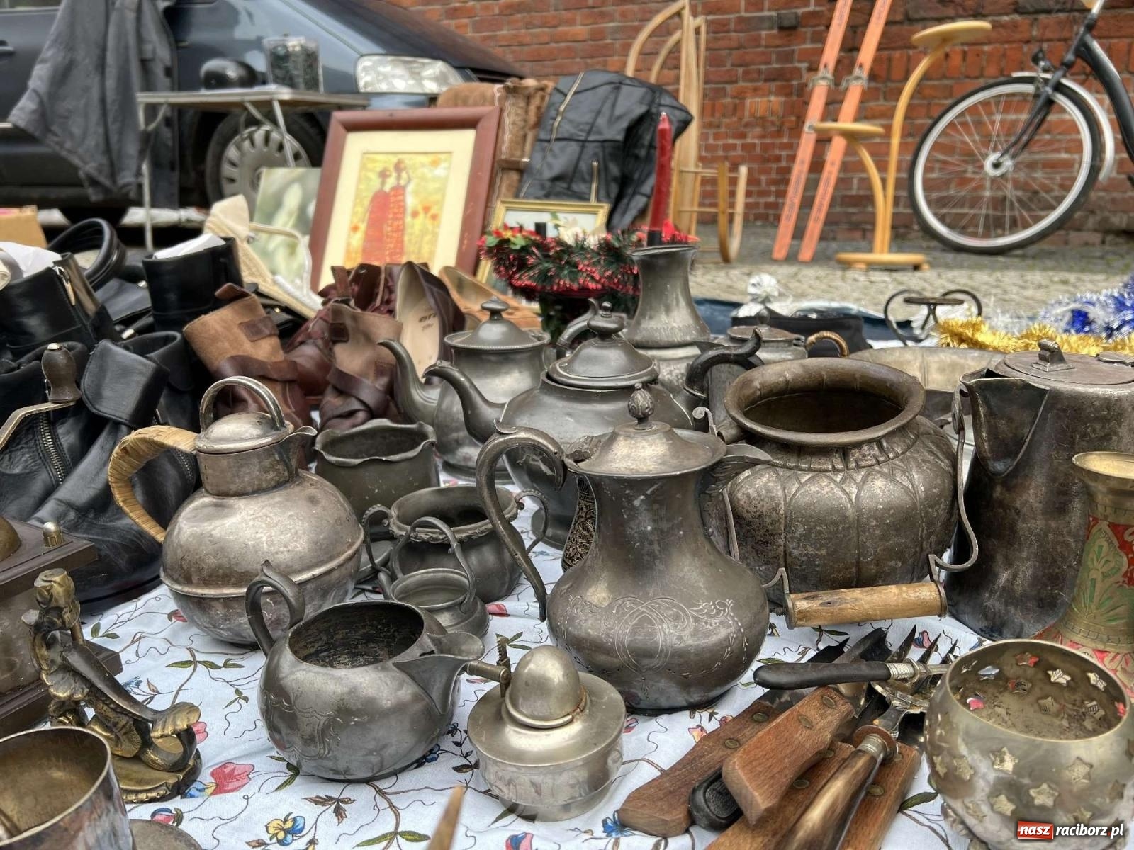 Zdjęcie w galerii na portalu naszraciborz.pl: Ciekawostki z ostatniego w tym roku targu staroci [FOTO i WIDEO] wiadomości z regionu