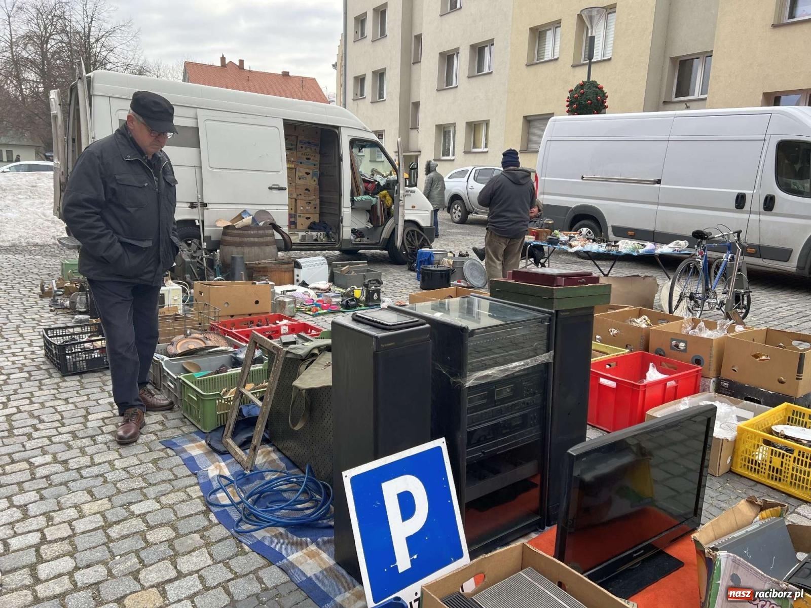 Zdjęcie w galerii na portalu naszraciborz.pl: Ciekawostki z ostatniego w tym roku targu staroci [FOTO i WIDEO] wiadomości z regionu