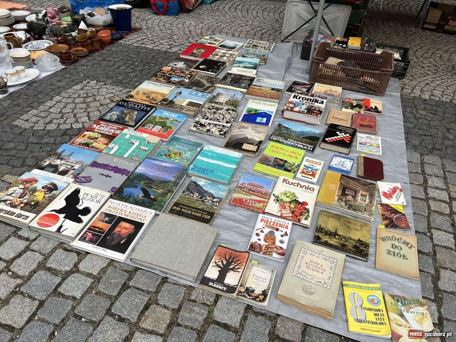 Zdjęcie w galerii na portalu naszraciborz.pl: Ciekawostki z ostatniego w tym roku targu staroci [FOTO i WIDEO] wiadomości z regionu