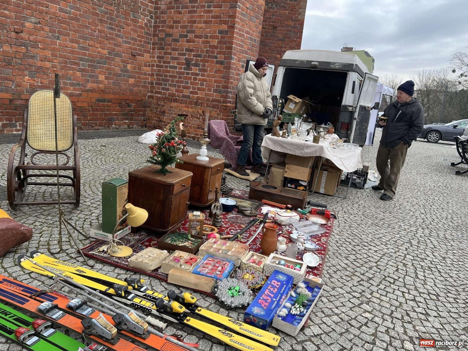Zdjęcie w galerii na portalu naszraciborz.pl: Ciekawostki z ostatniego w tym roku targu staroci [FOTO i WIDEO] wiadomości z regionu
