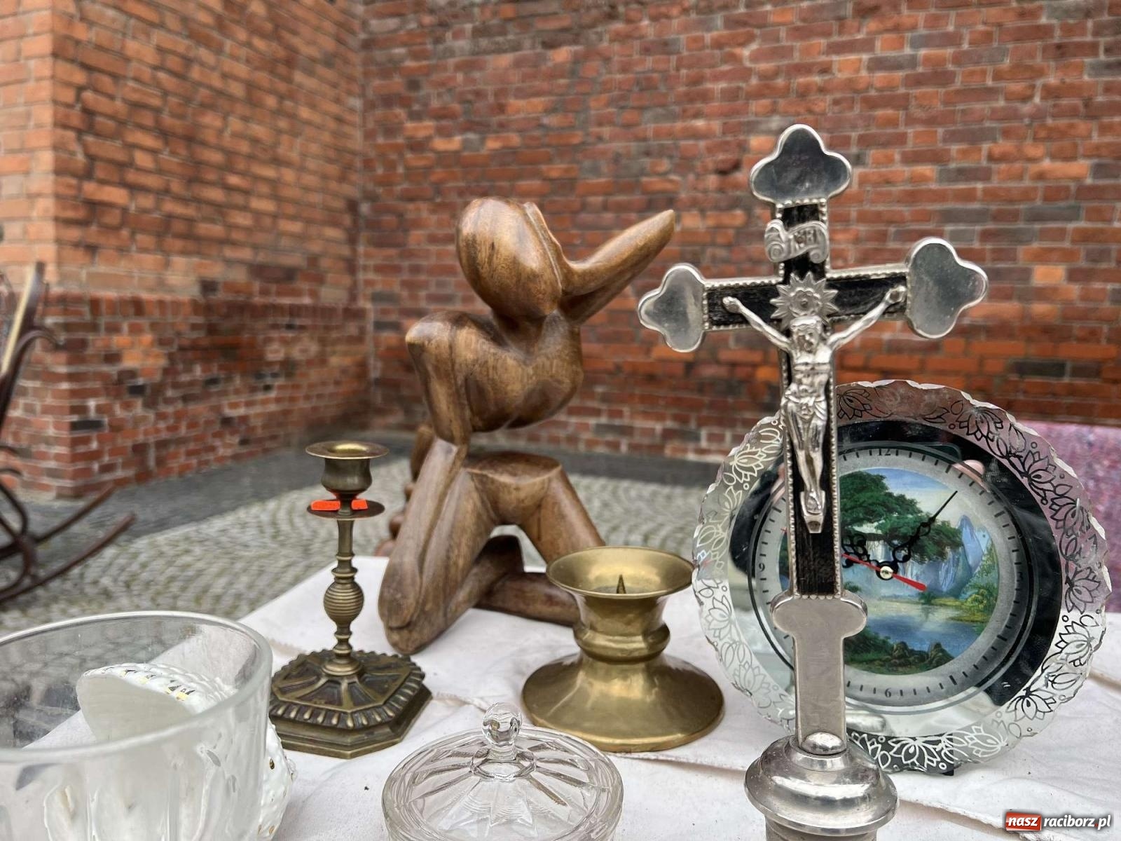 Zdjęcie w galerii na portalu naszraciborz.pl: Ciekawostki z ostatniego w tym roku targu staroci [FOTO i WIDEO] wiadomości z regionu