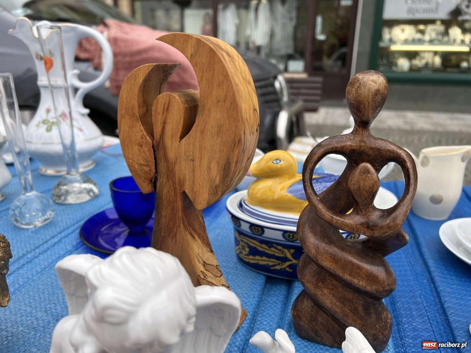 Zdjęcie w galerii na portalu naszraciborz.pl: Ciekawostki z ostatniego w tym roku targu staroci [FOTO i WIDEO] wiadomości z regionu