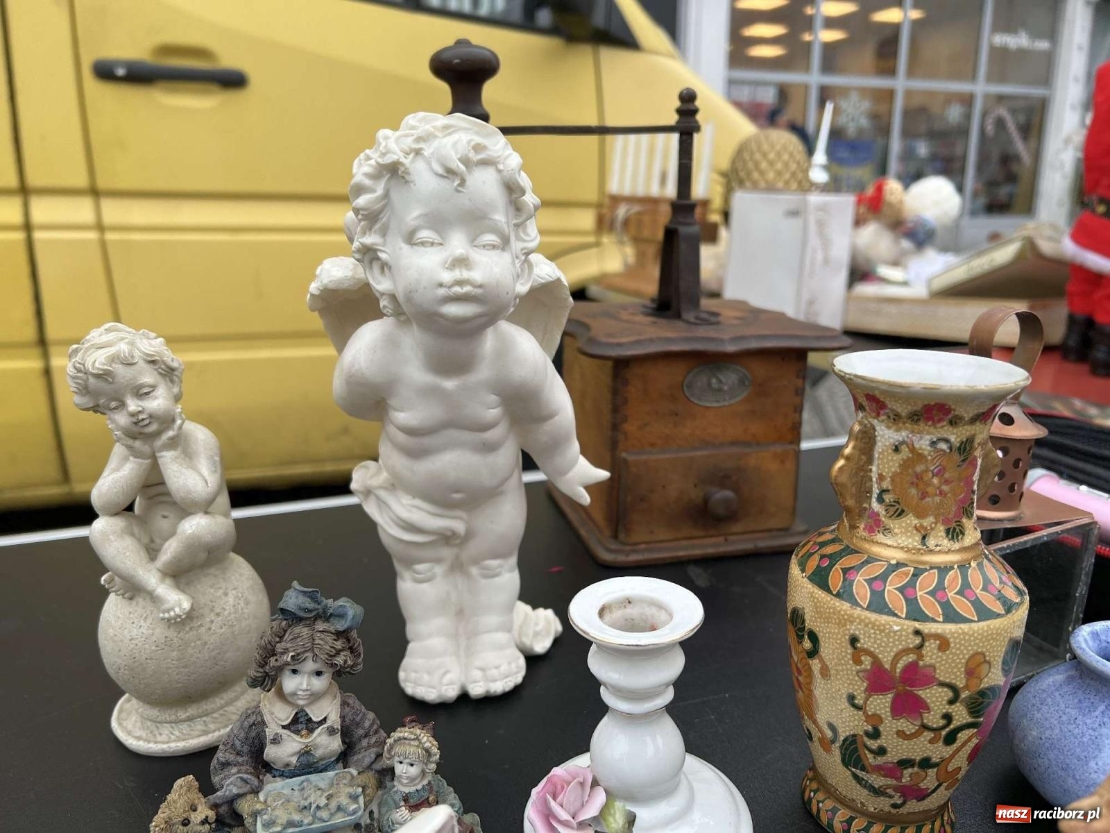 Zdjęcie w galerii na portalu naszraciborz.pl: Ciekawostki z ostatniego w tym roku targu staroci [FOTO i WIDEO] wiadomości z regionu