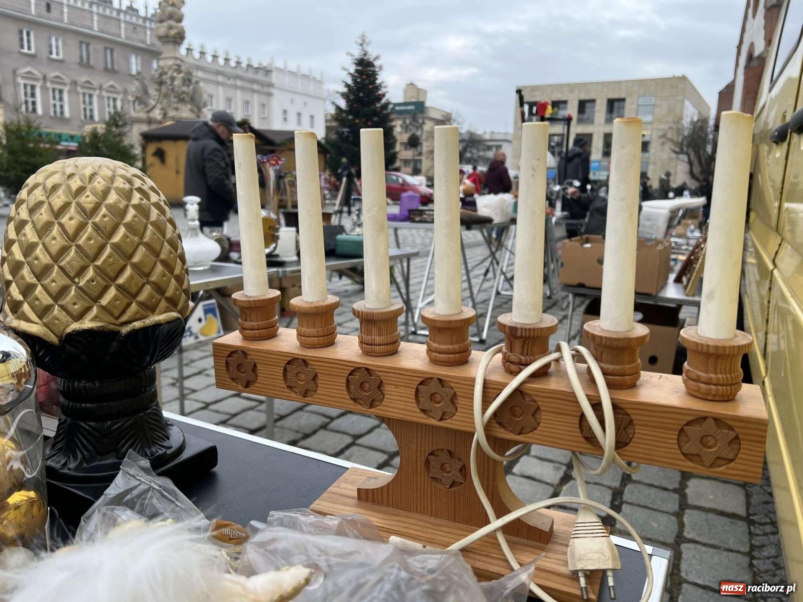 Zdjęcie w galerii na portalu naszraciborz.pl: Ciekawostki z ostatniego w tym roku targu staroci [FOTO i WIDEO] wiadomości z regionu