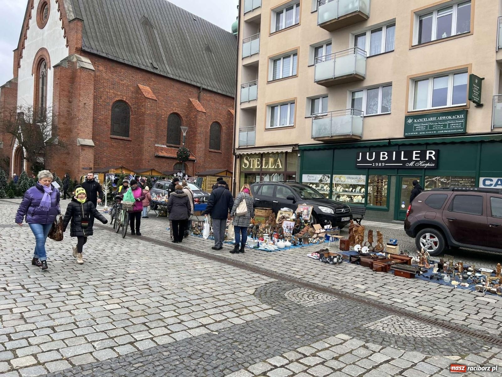 Zdjęcie w galerii na portalu naszraciborz.pl: Ciekawostki z ostatniego w tym roku targu staroci [FOTO i WIDEO] wiadomości z regionu