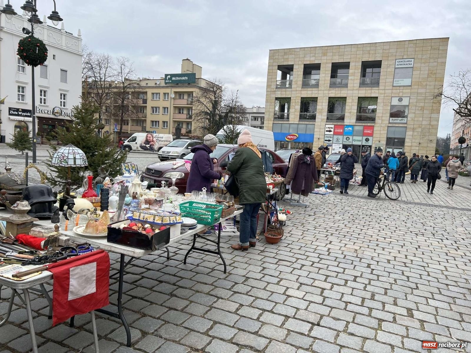 Zdjęcie w galerii na portalu naszraciborz.pl: Ciekawostki z ostatniego w tym roku targu staroci [FOTO i WIDEO] wiadomości z regionu