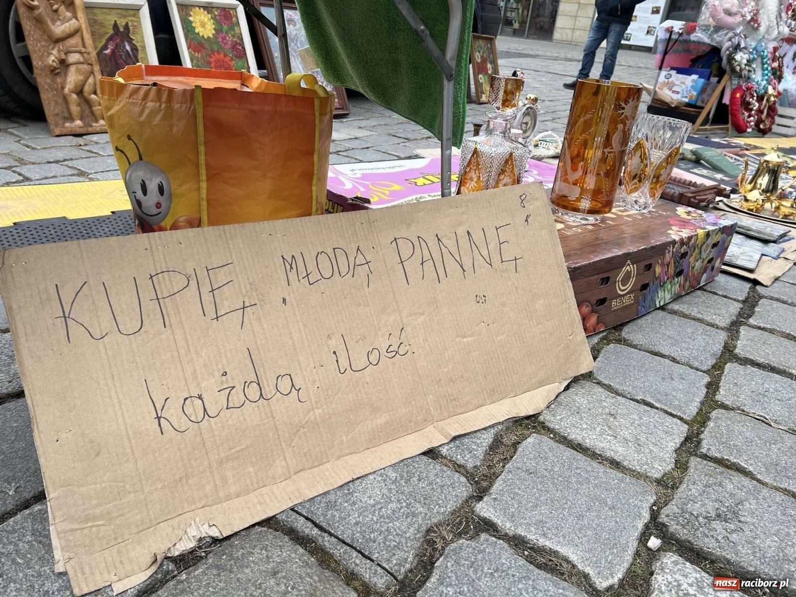 Zdjęcie w galerii na portalu naszraciborz.pl: Ciekawostki z ostatniego w tym roku targu staroci [FOTO i WIDEO] wiadomości z regionu