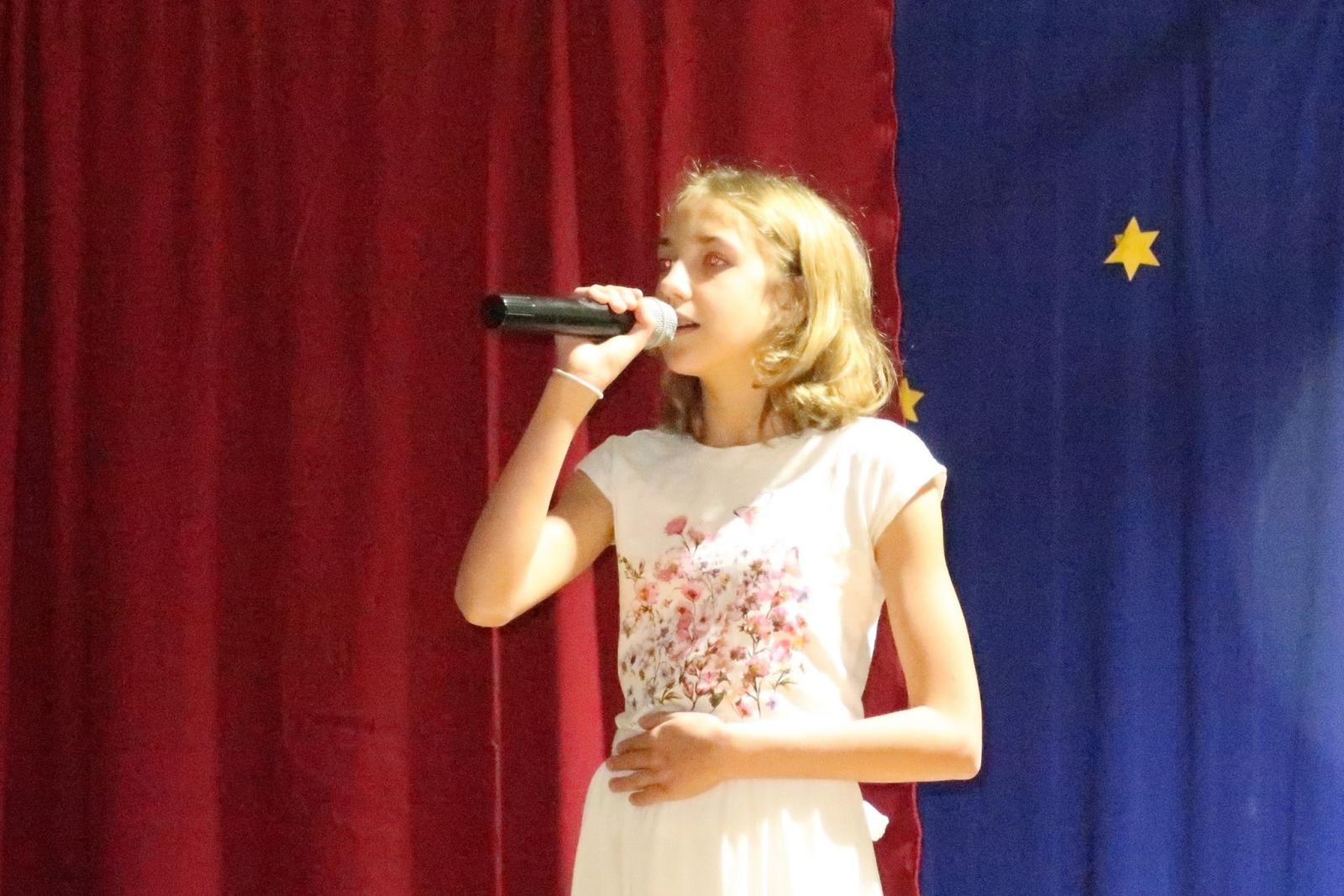 Zdjęcie w galerii na portalu naszraciborz.pl: Kiermasz bożonarodzeniowy na Płoni wiadomości z regionu