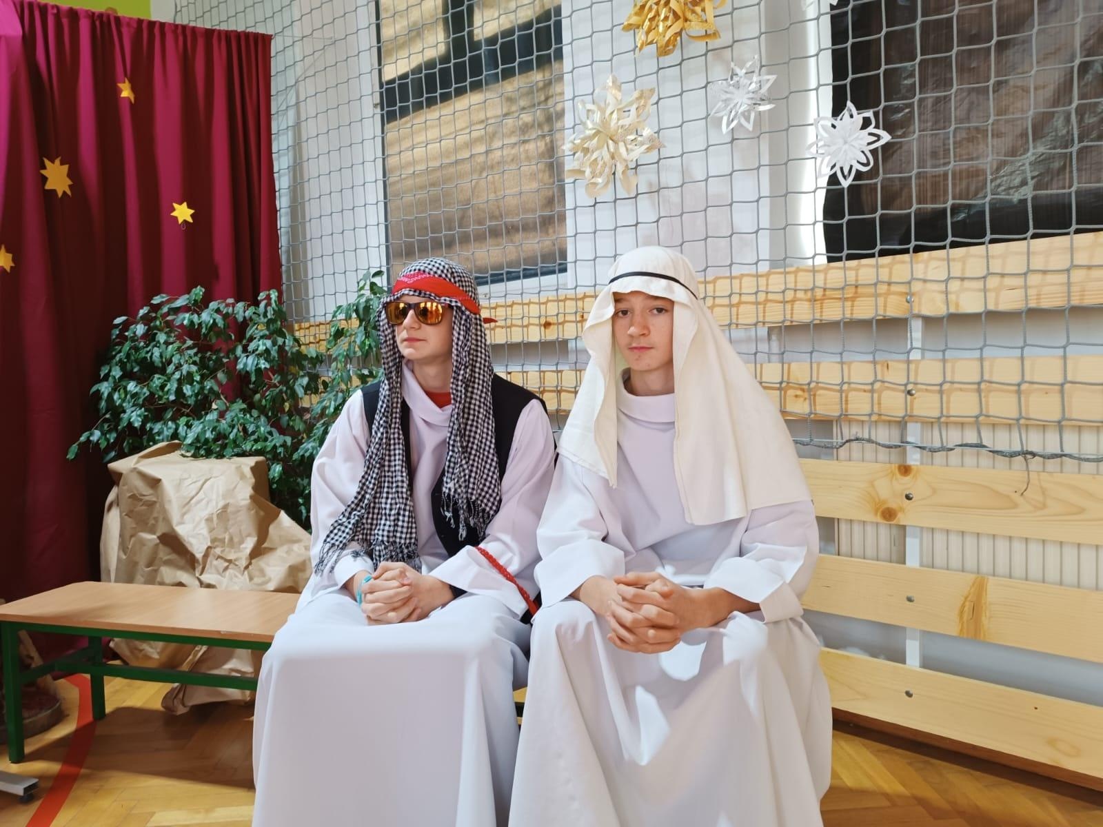 Zdjęcie w galerii na portalu naszraciborz.pl: Kiermasz bożonarodzeniowy na Płoni wiadomości z regionu