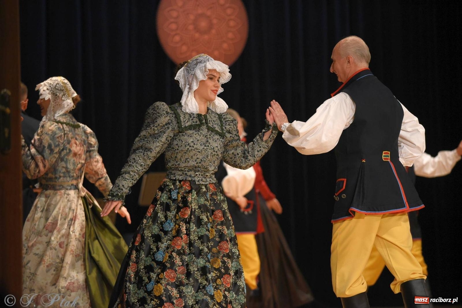 Zdjęcie w galerii na portalu naszraciborz.pl: Źródło i Patria zatańczyły dla Kubusia [FOTO i WIDEO] wiadomości z regionu