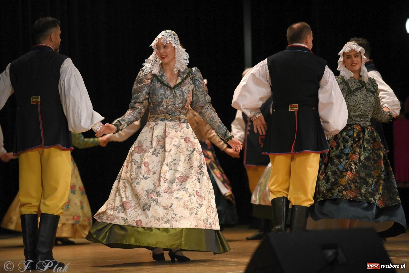 Zdjęcie w galerii na portalu naszraciborz.pl: Źródło i Patria zatańczyły dla Kubusia [FOTO i WIDEO] wiadomości z regionu