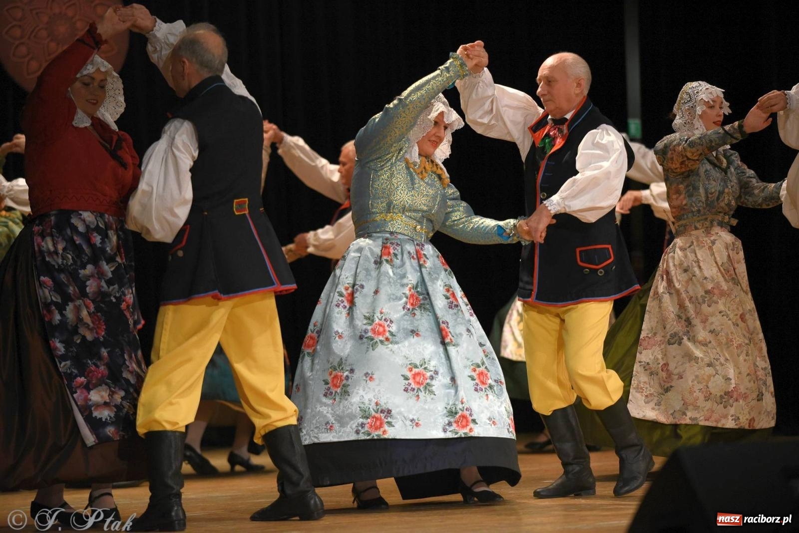 Zdjęcie w galerii na portalu naszraciborz.pl: Źródło i Patria zatańczyły dla Kubusia [FOTO i WIDEO] wiadomości z regionu